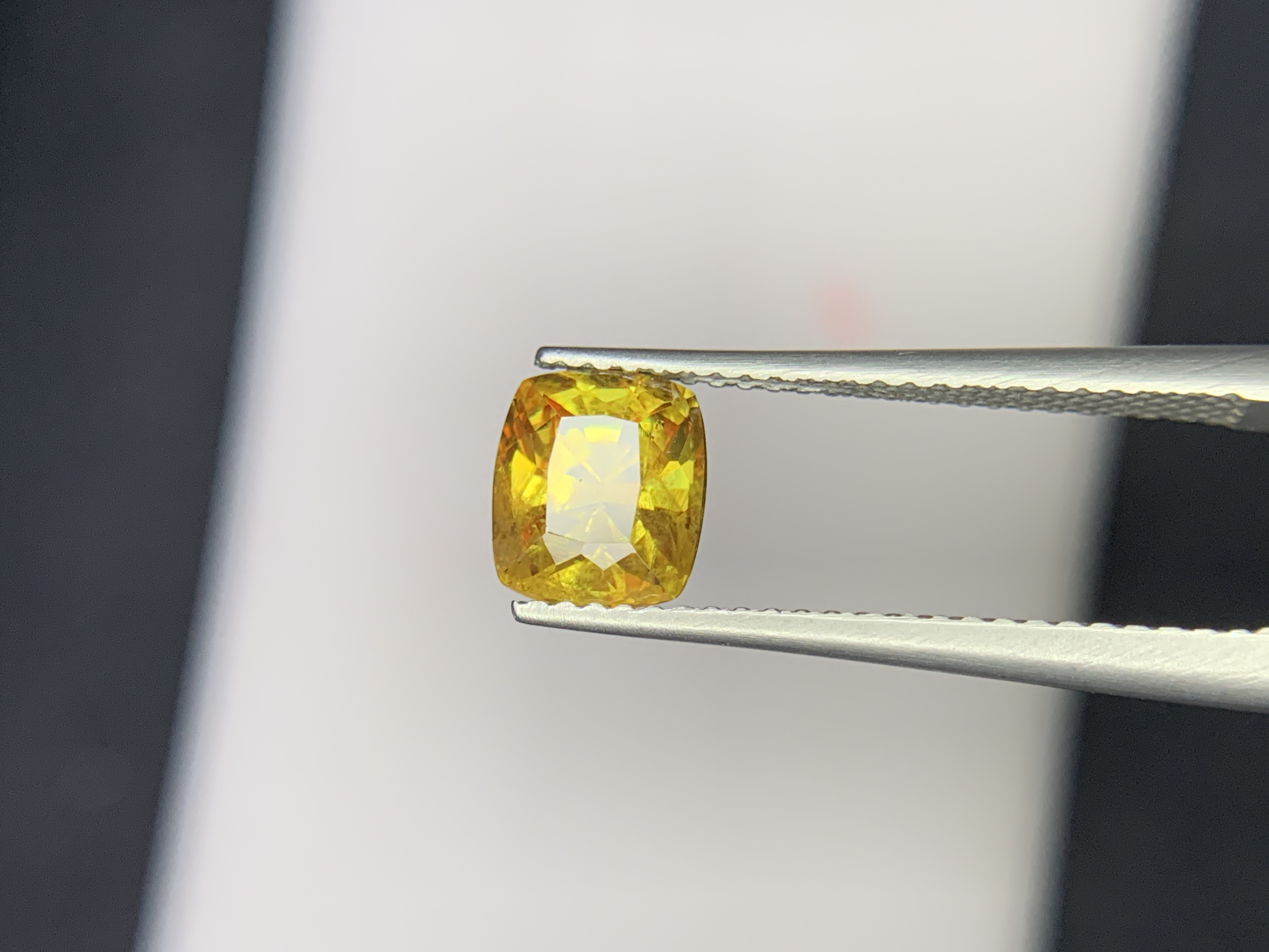 1.85 Ct Natural Sphene/Titanite Cushion Shape Loose Gemstone