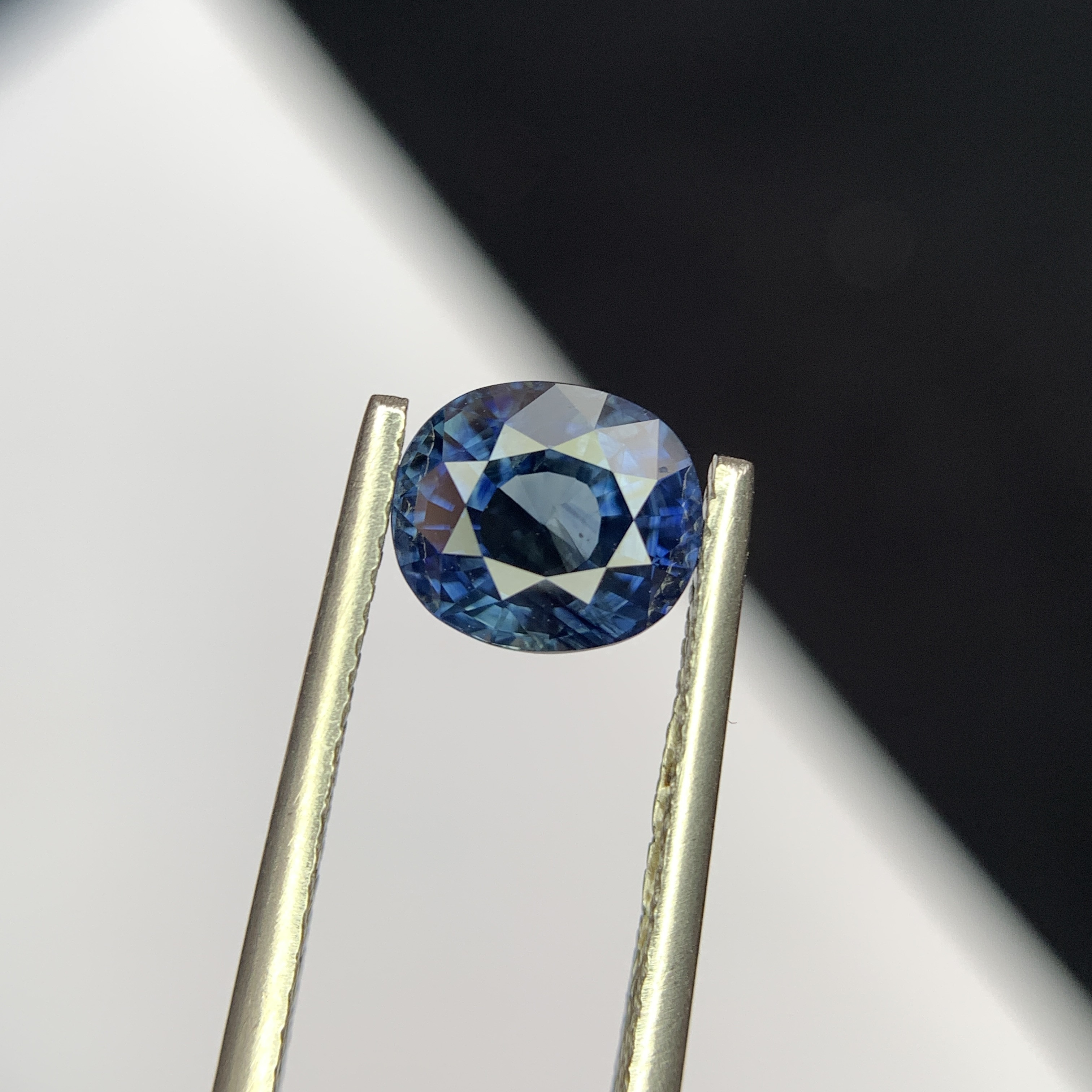 2.14 CT Natural Blue Sapphire Brilliant Cut Oval Shape Loose Gemstone