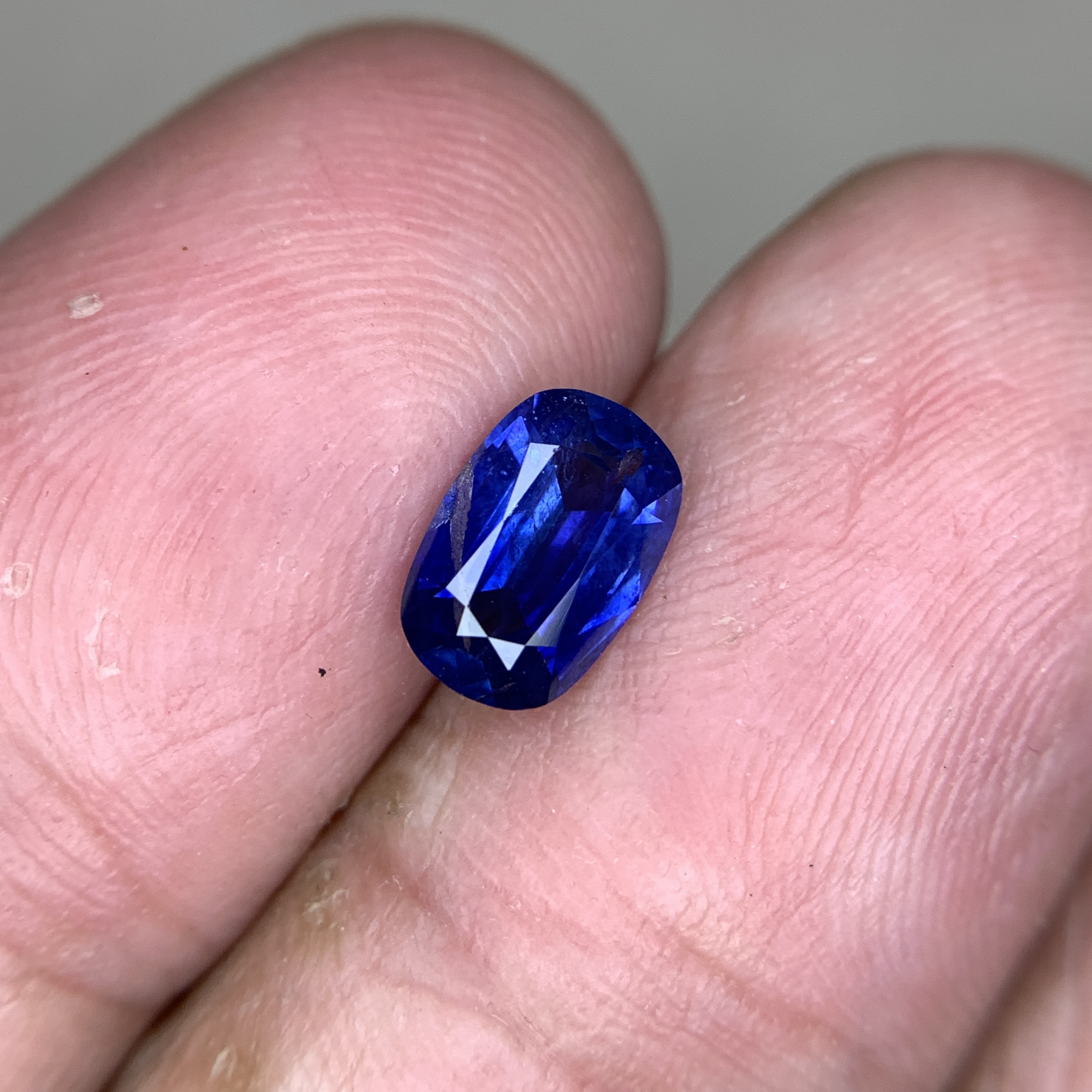 1.61 CT Natural Blue Sapphire Cushion Shape Loose Gemstone