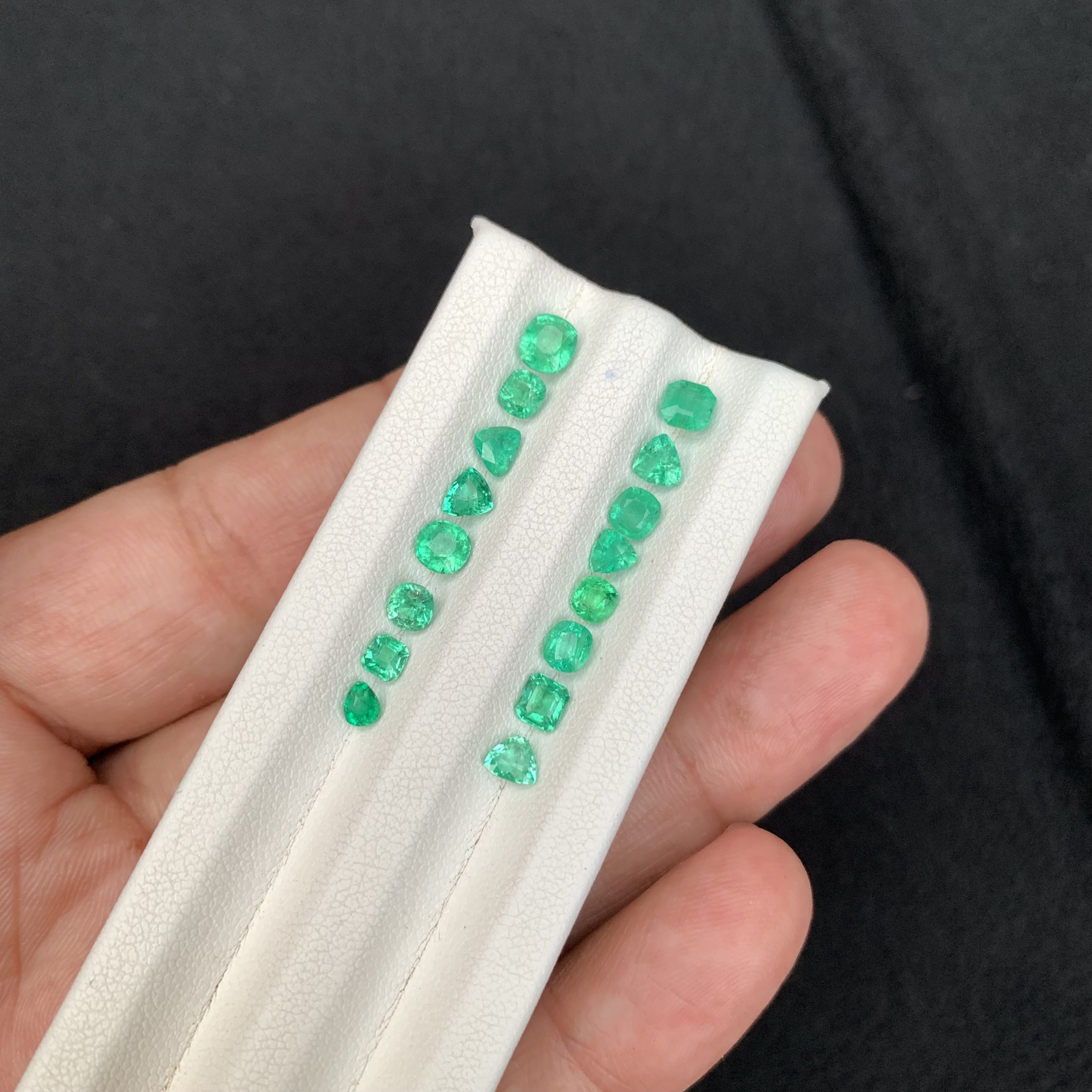 4.97 CT Natural Panjshir Emerald Lot Jewellery Size