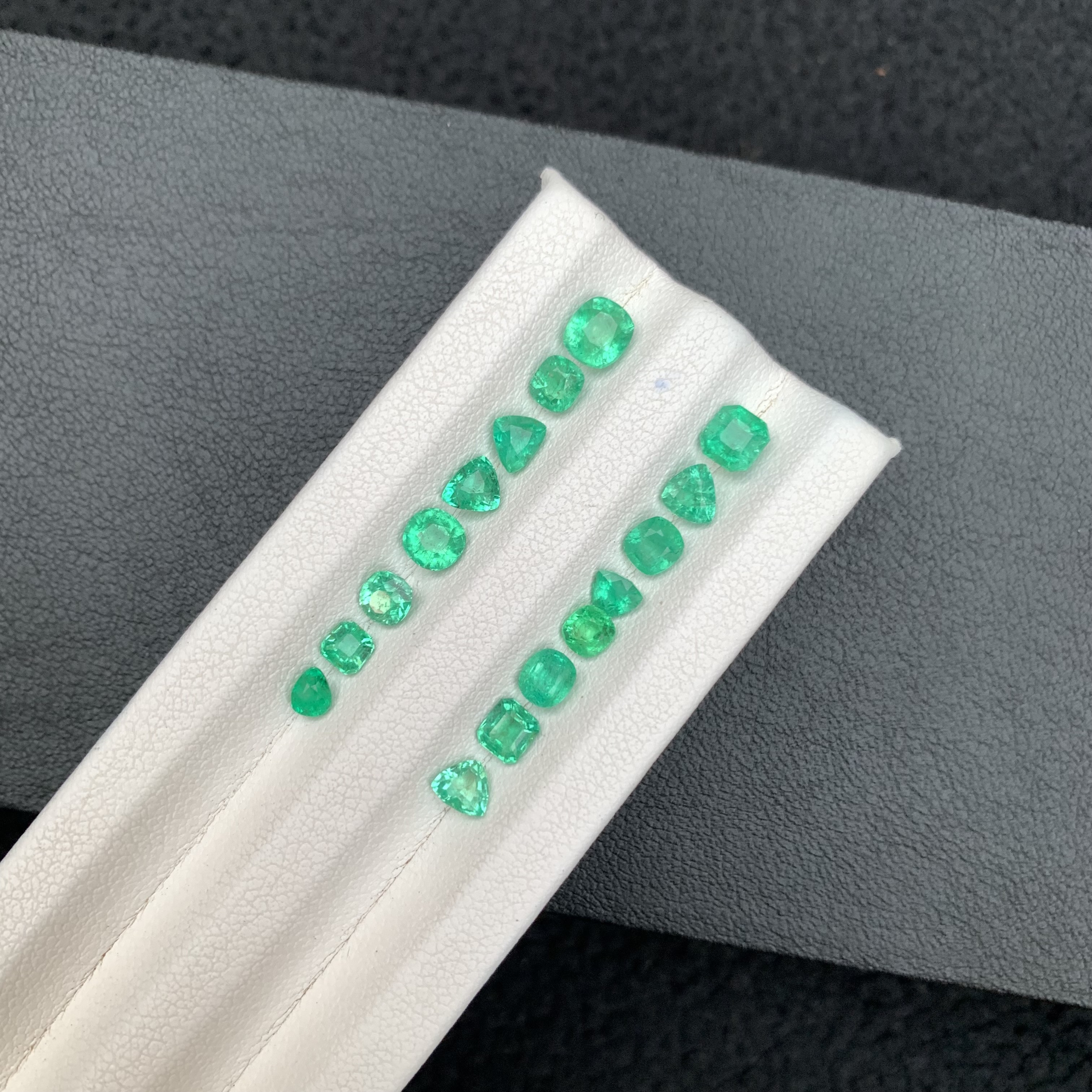 4.97 CT Natural Panjshir Emerald Lot Jewellery Size