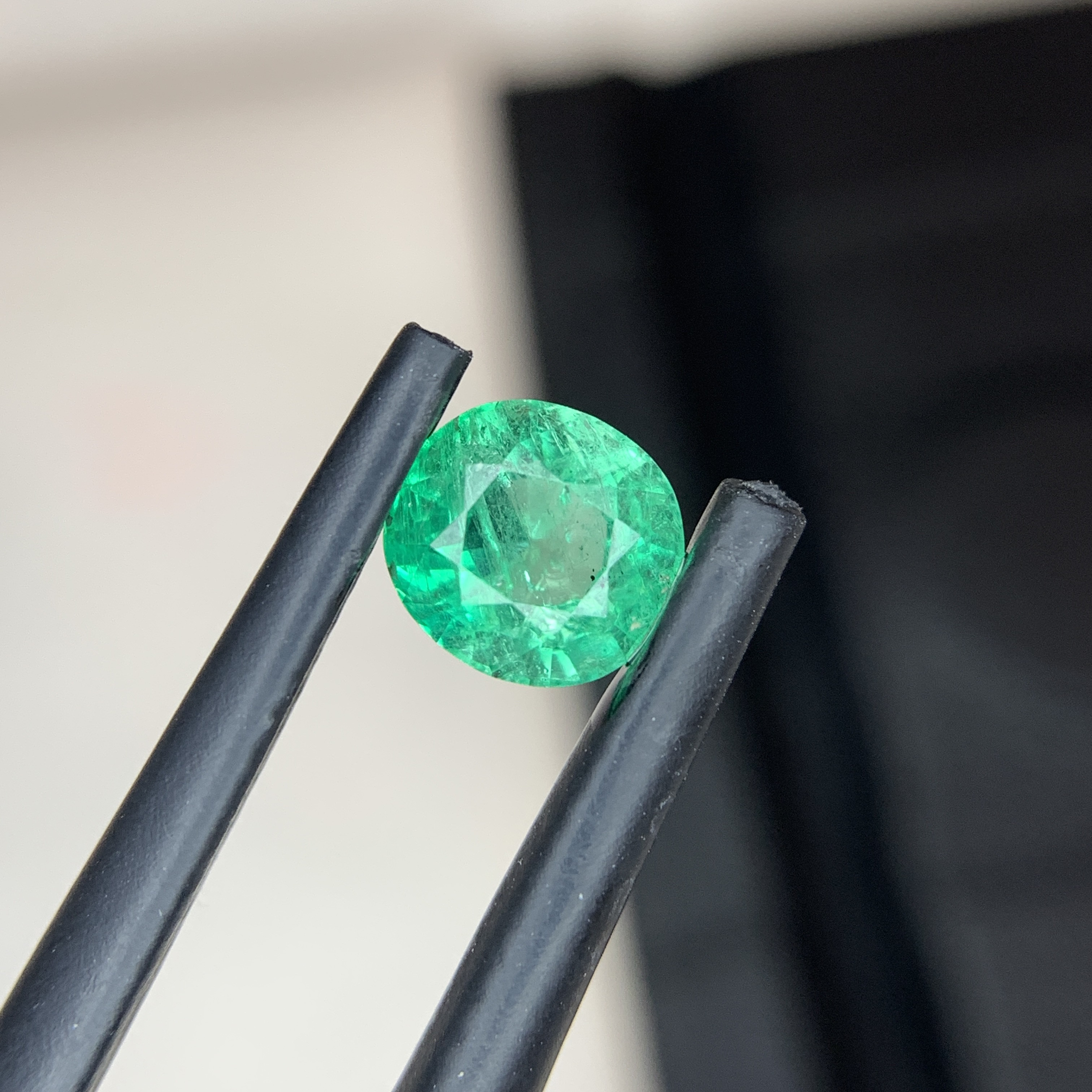 1.06 Ct Natural Panjshir Emerald Oval Shape Loose Gemstone