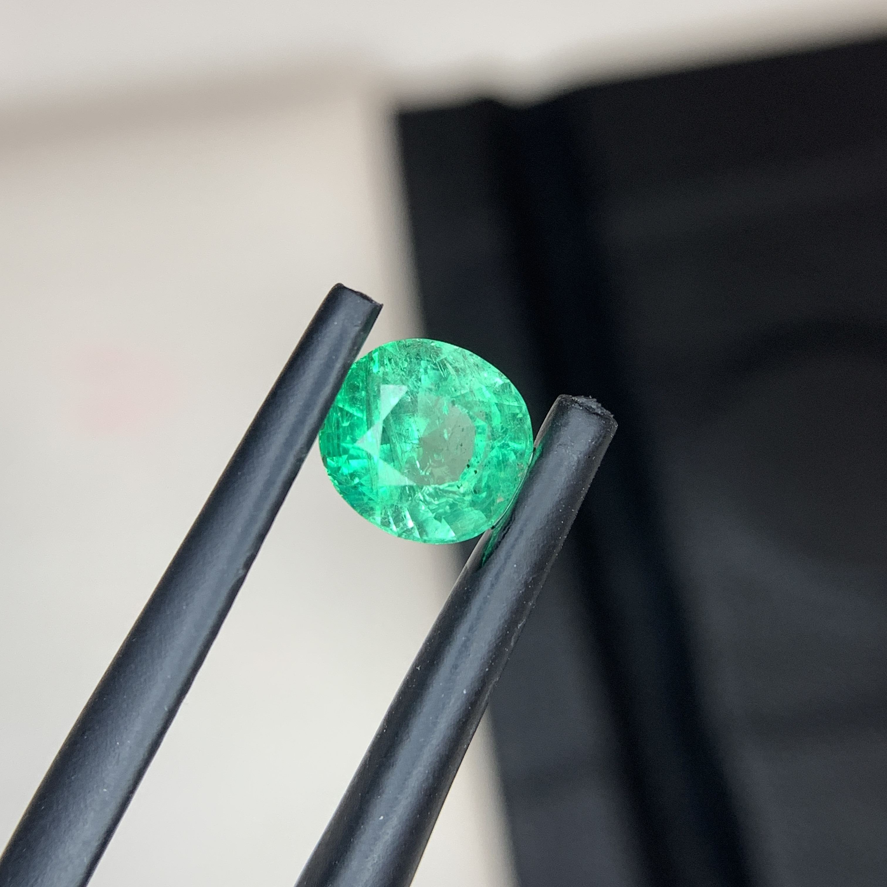 1.06 Ct Natural Panjshir Emerald Oval Shape Loose Gemstone