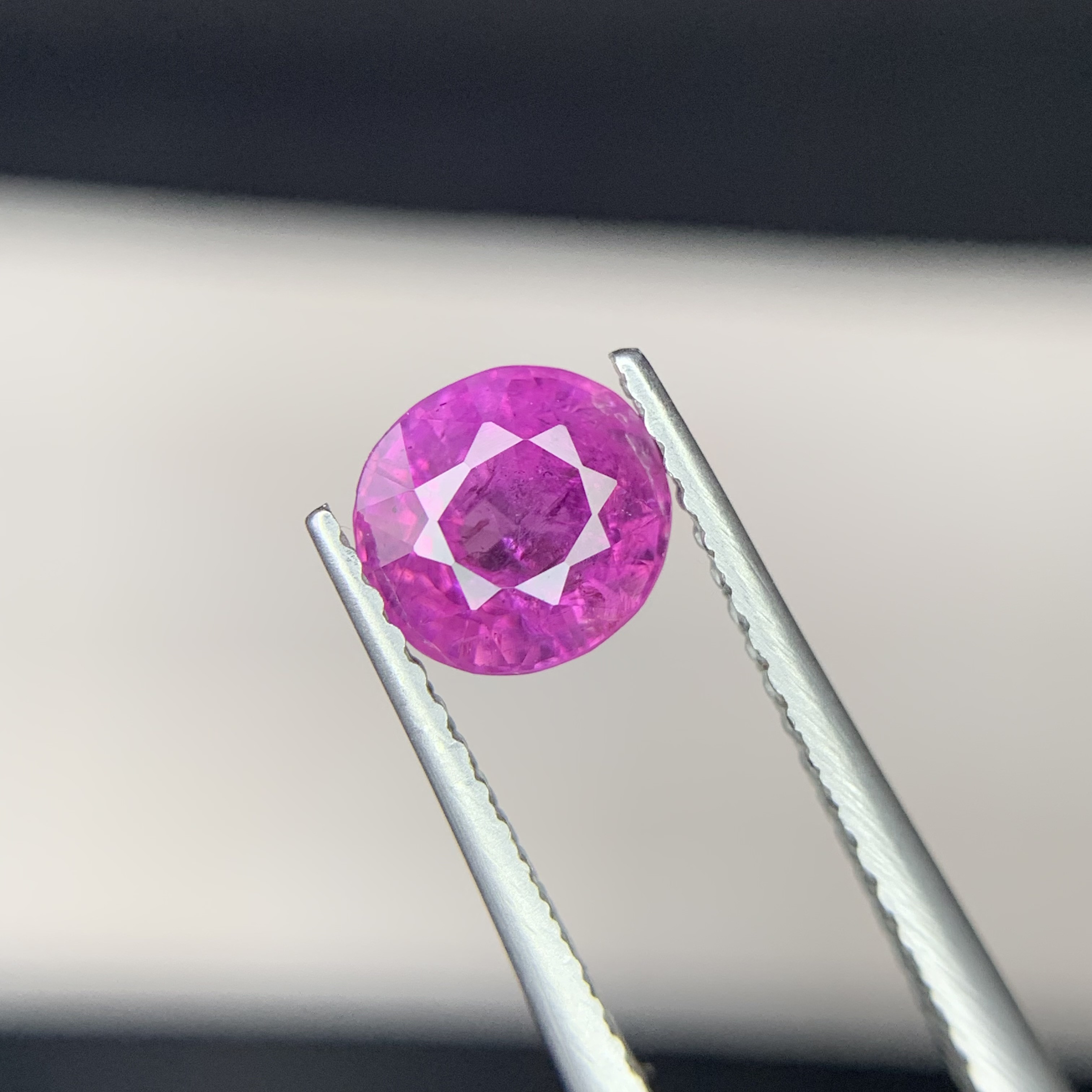 1.27 Ct Natural Corundum Purplish Pink Kashmir Sapphire Oval Shape