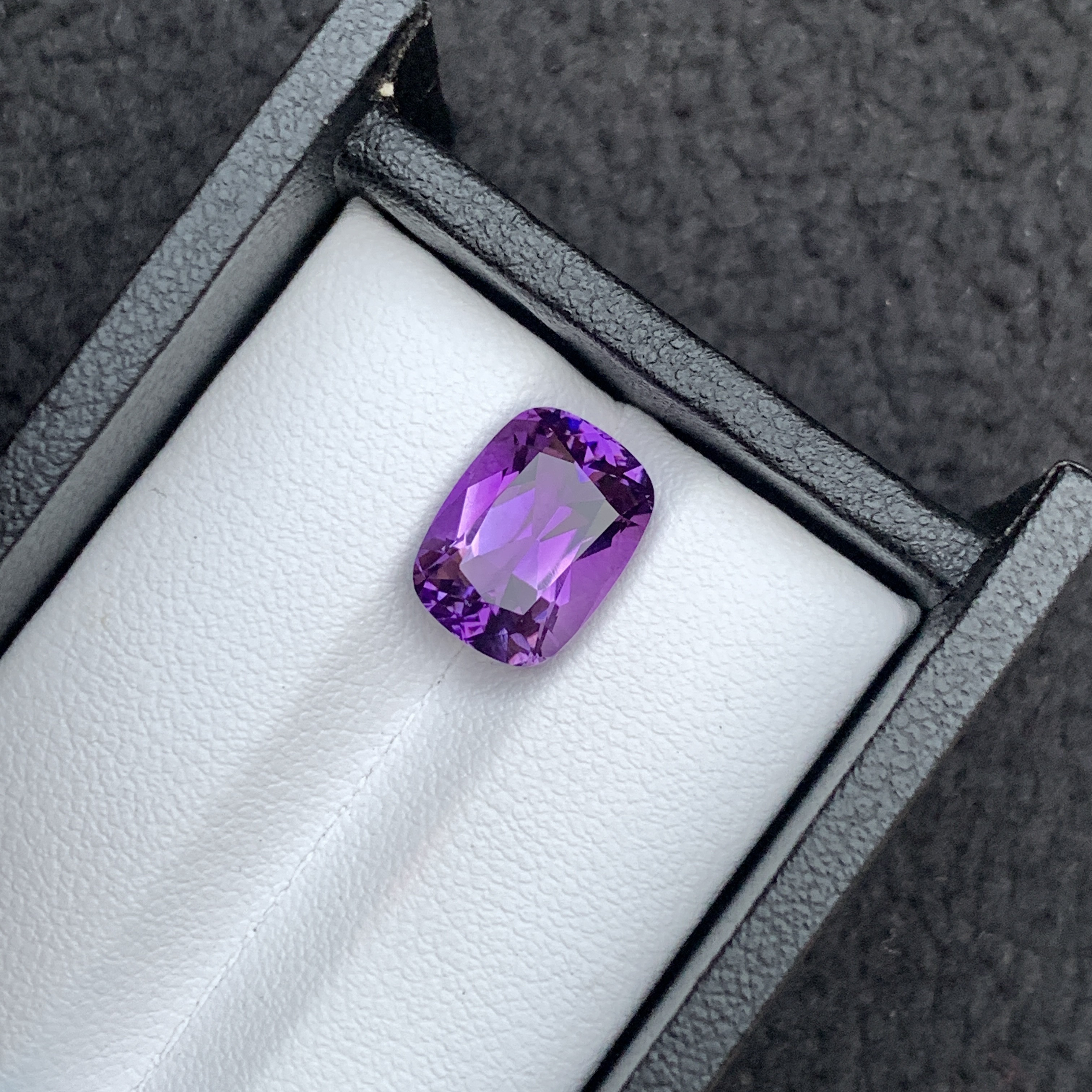 4.92 CT Natural Purple Amethyst Cushion Shape