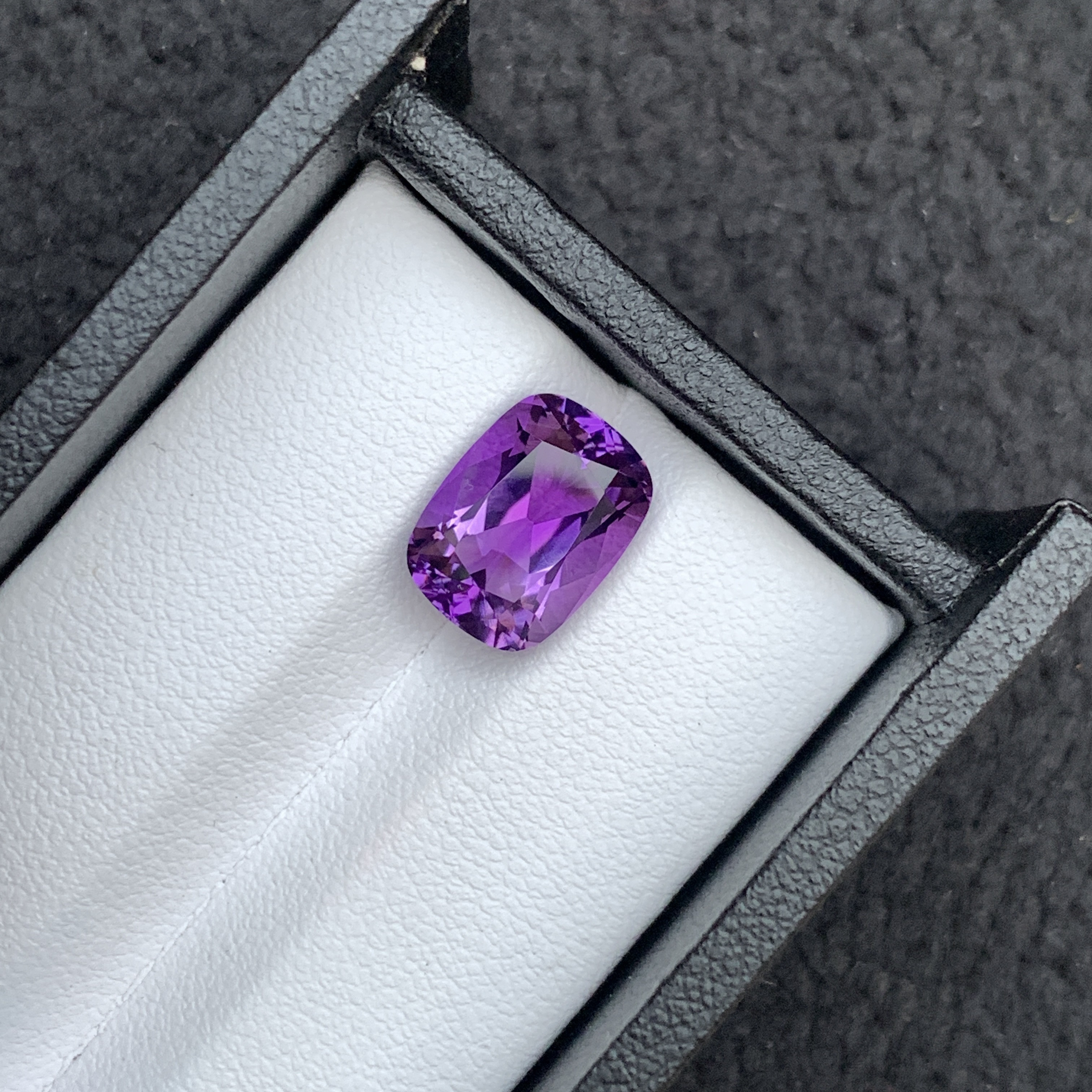 4.92 CT Natural Purple Amethyst Cushion Shape