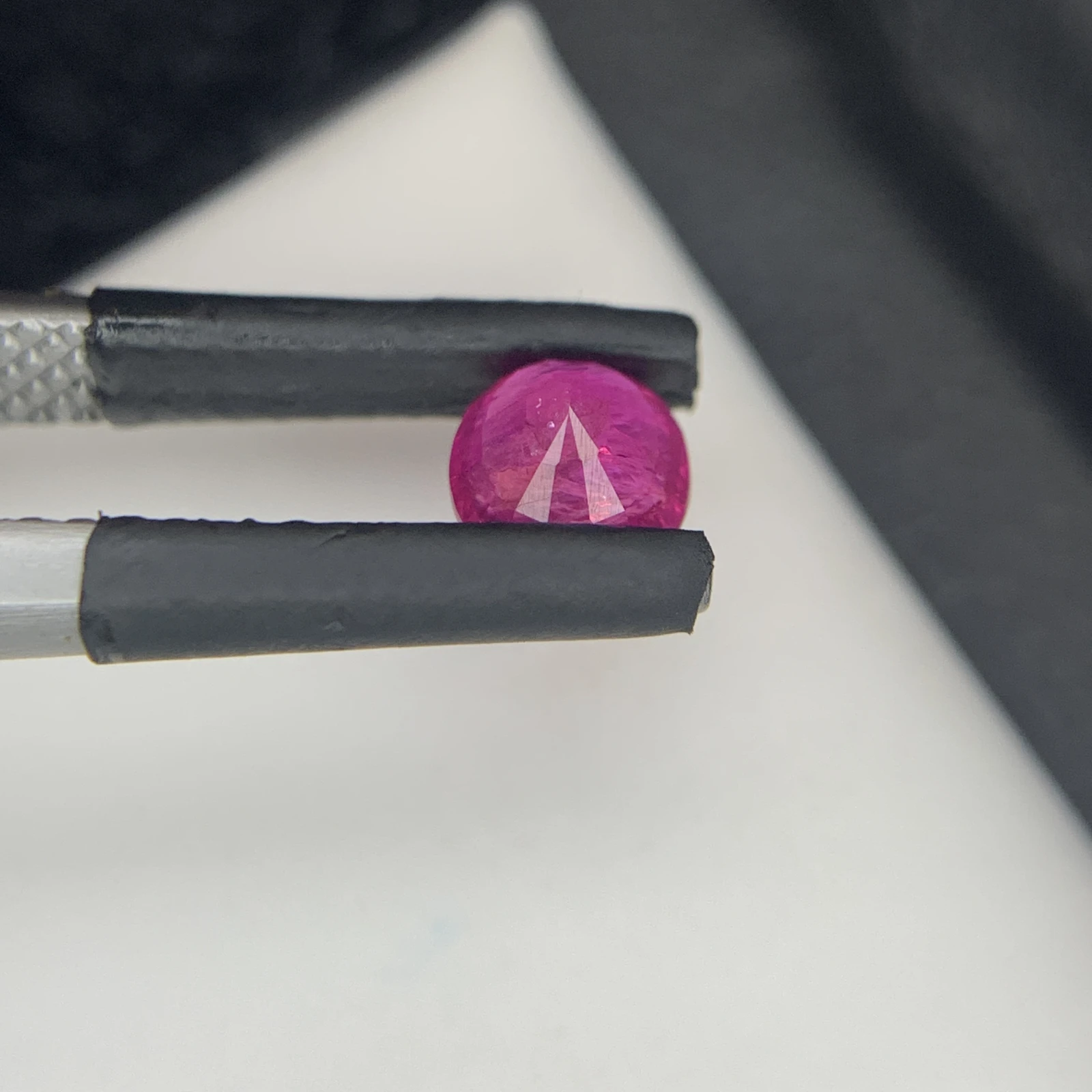 Natural 0.67ct Pinkish Red Ruby Afghanistan IGI Certified Loose Gemstone