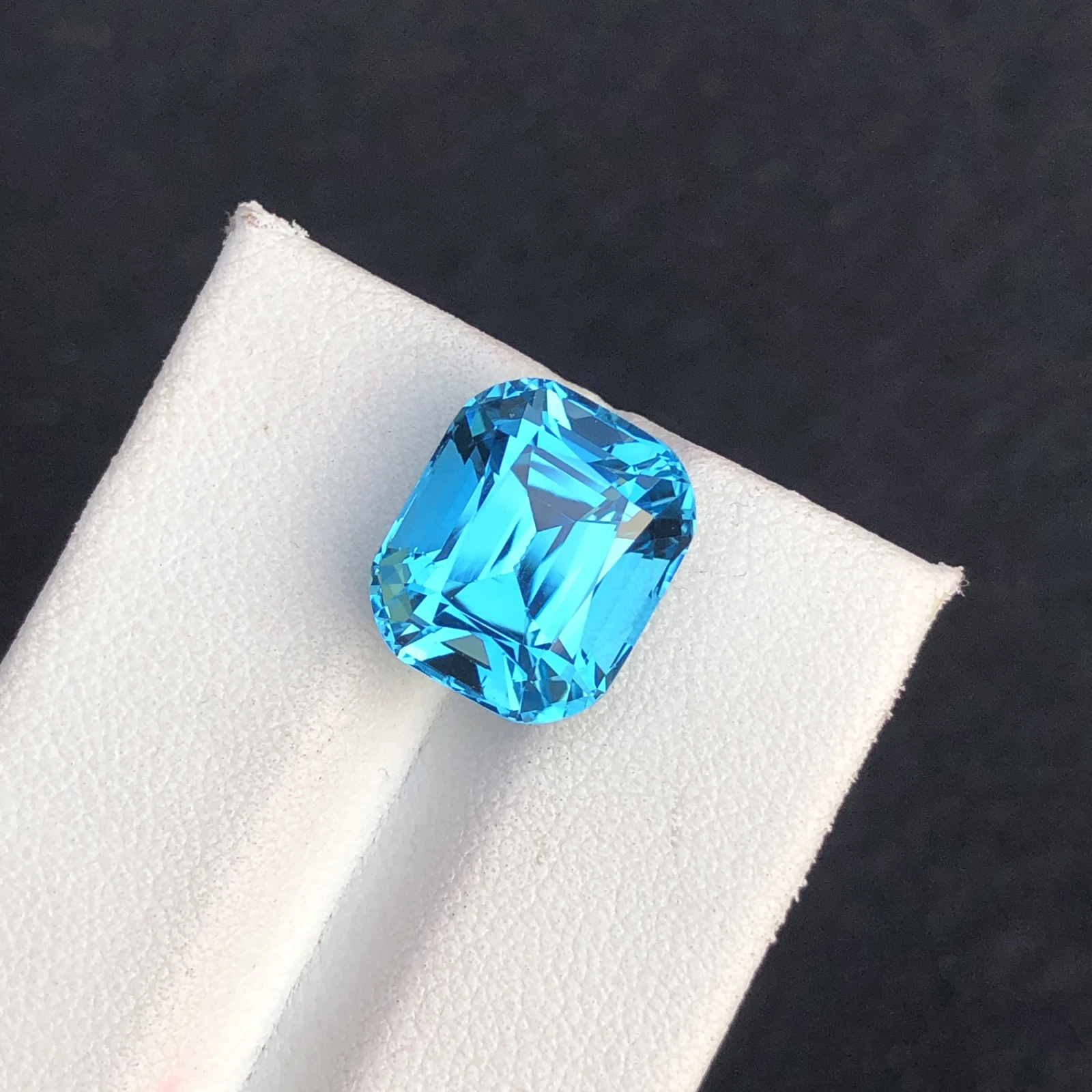 6.27ct Natural Swiss Blue Topaz Faceted Cushion Loose Gemstone