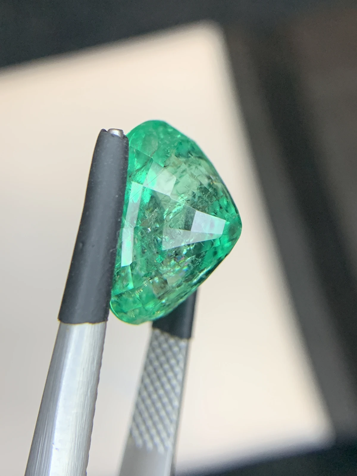 Bellerophon Certified 6.87 Ct Natural Panjshir Emerald Oval Shape Loose Gemstone