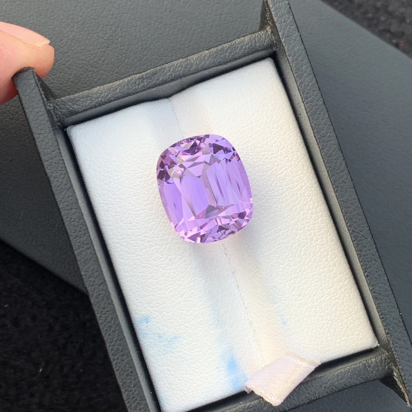 18.75ct Natural Unheated Purple Kunzite Cushion Shape Loose Gemstone from Afghanistan