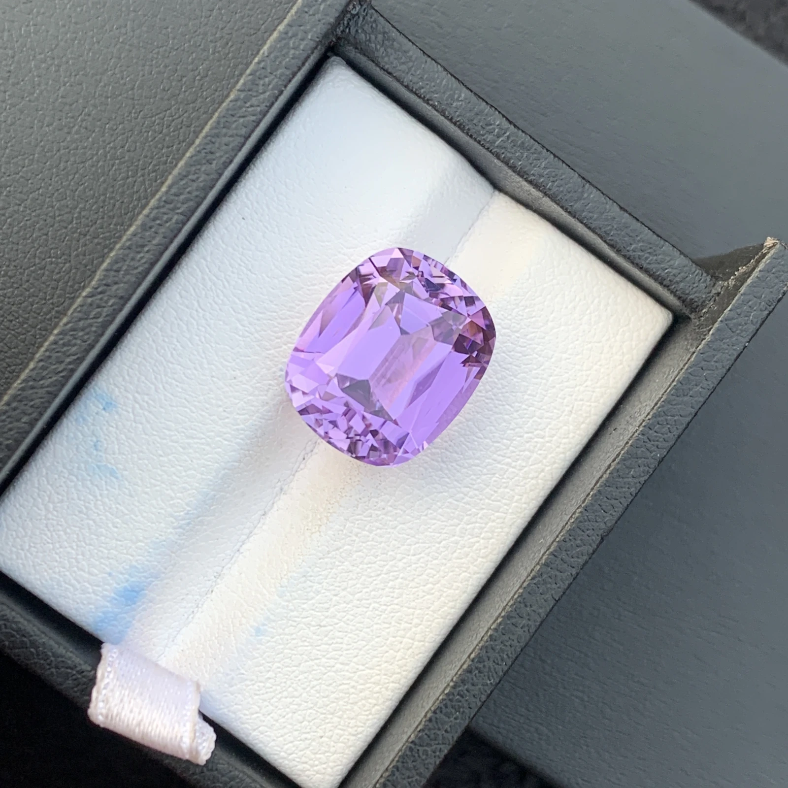 18.75ct Natural Unheated Purple Kunzite Cushion Shape Loose Gemstone from Afghanistan