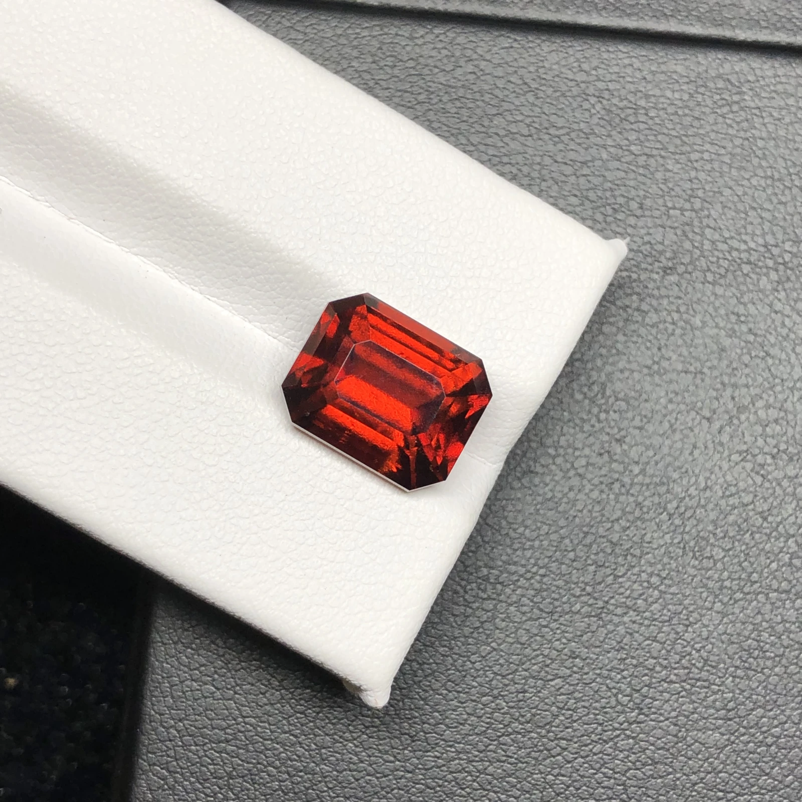8.83 Carat Natural Spessartine Garnet Faceted Loose Gemstone