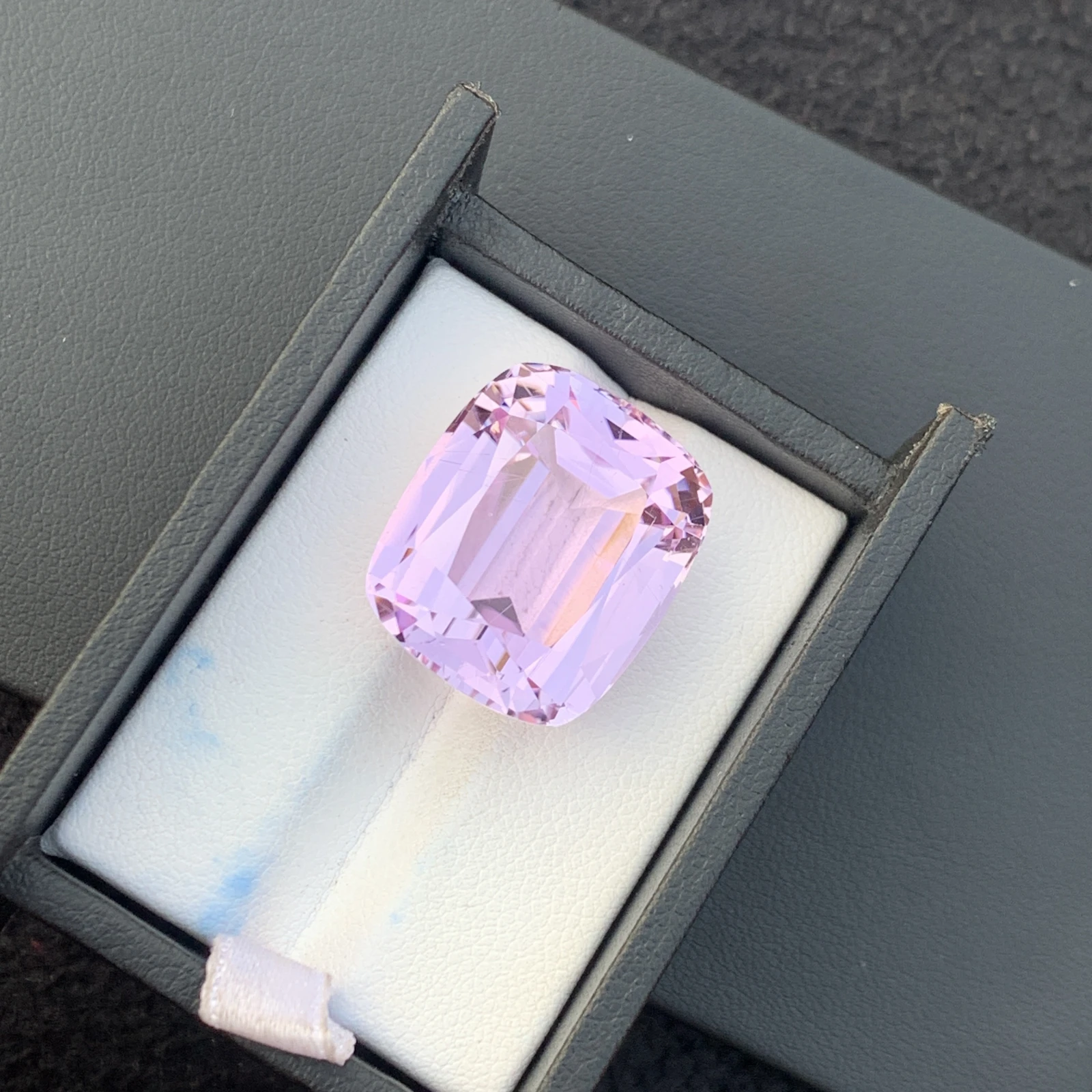 41.85 ct Natural Pink Kunzitw Cushion Shape Loose Gemstone from Afghanistan