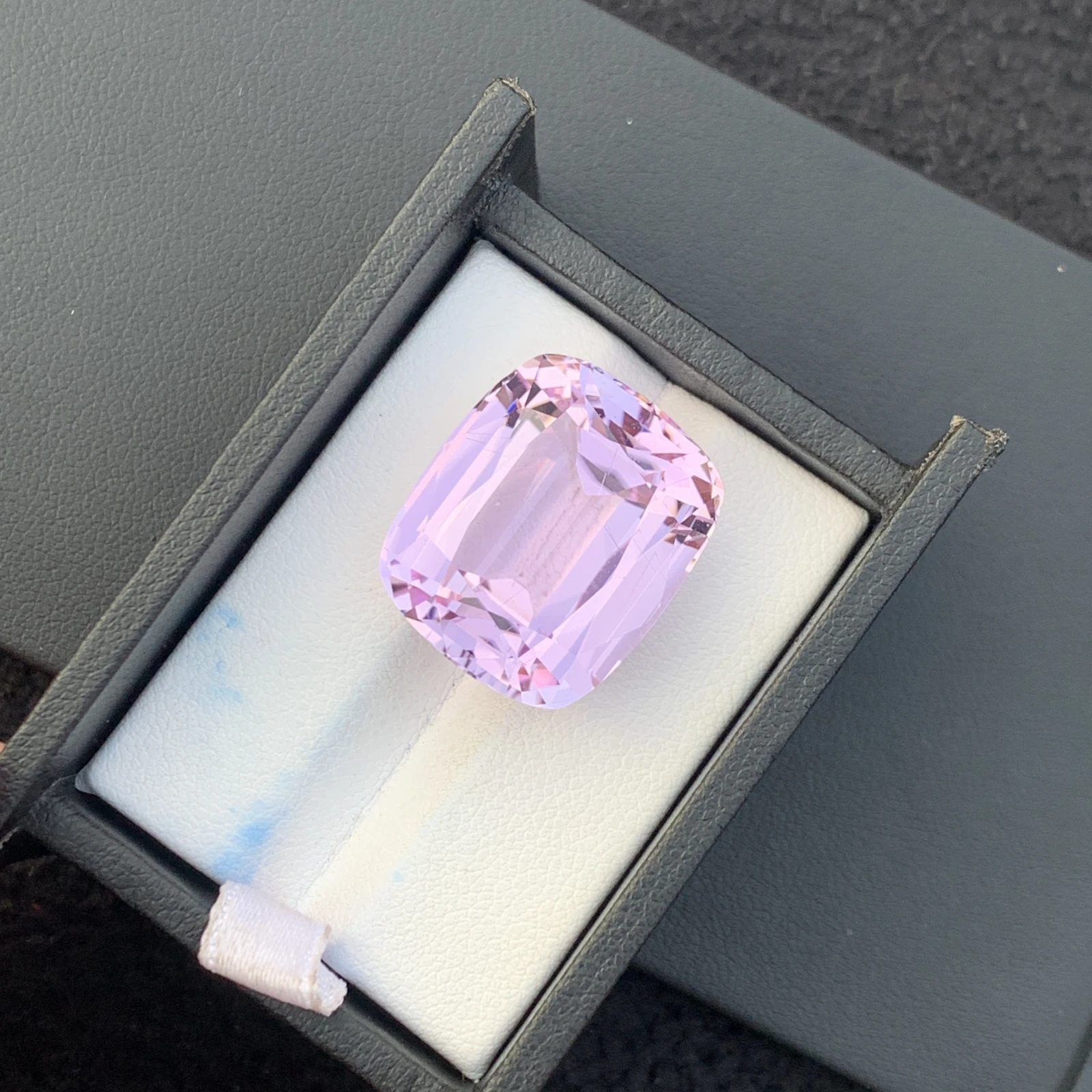 41.85 ct Natural Pink Kunzitw Cushion Shape Loose Gemstone from Afghanistan