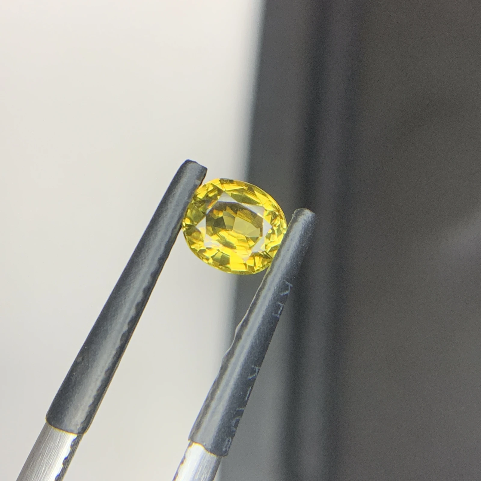 IGI Certified 0.72ct Natural Brownish Yellow Chrysoberyl Oval Shape Loose Gemstone