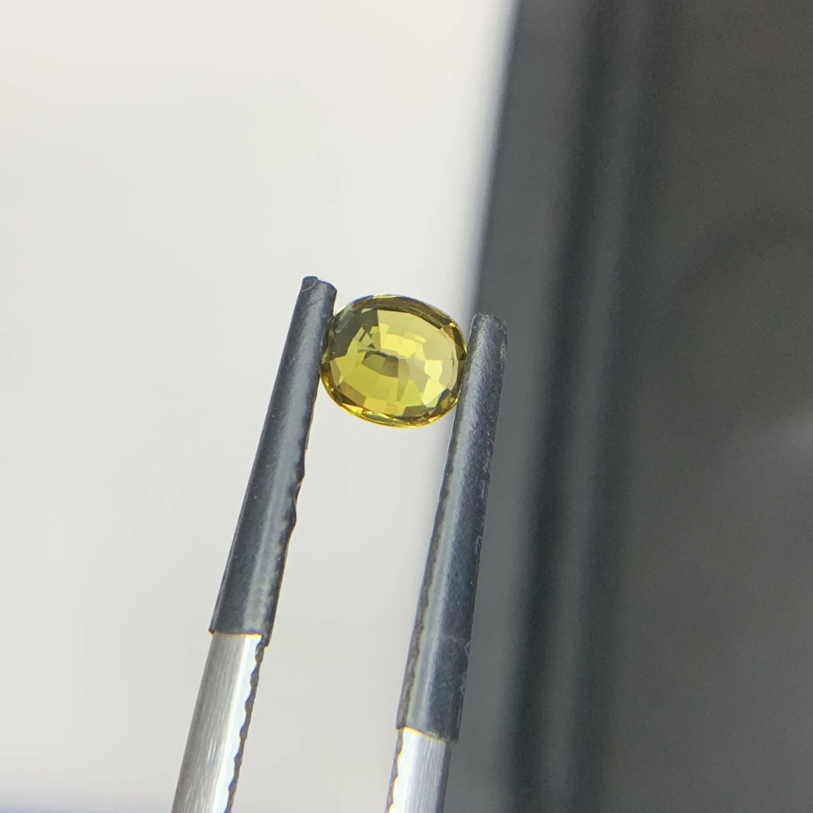 IGI Certified 0.72ct Natural Brownish Yellow Chrysoberyl Oval Shape Loose Gemstone