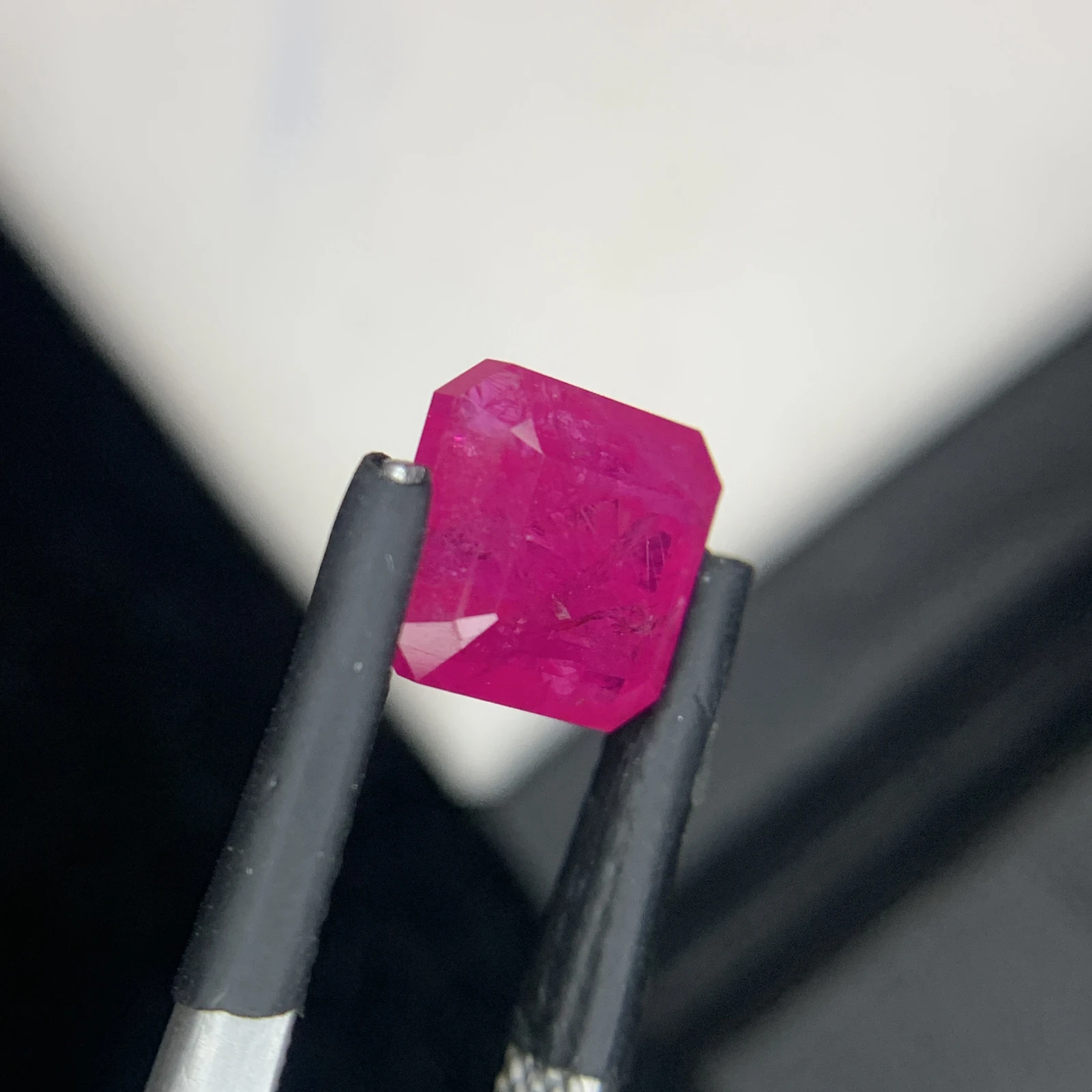 Natural Ruby 3.01 Carat Square Emerald Cut IGI Certified Loose Gemstone For Jewelry