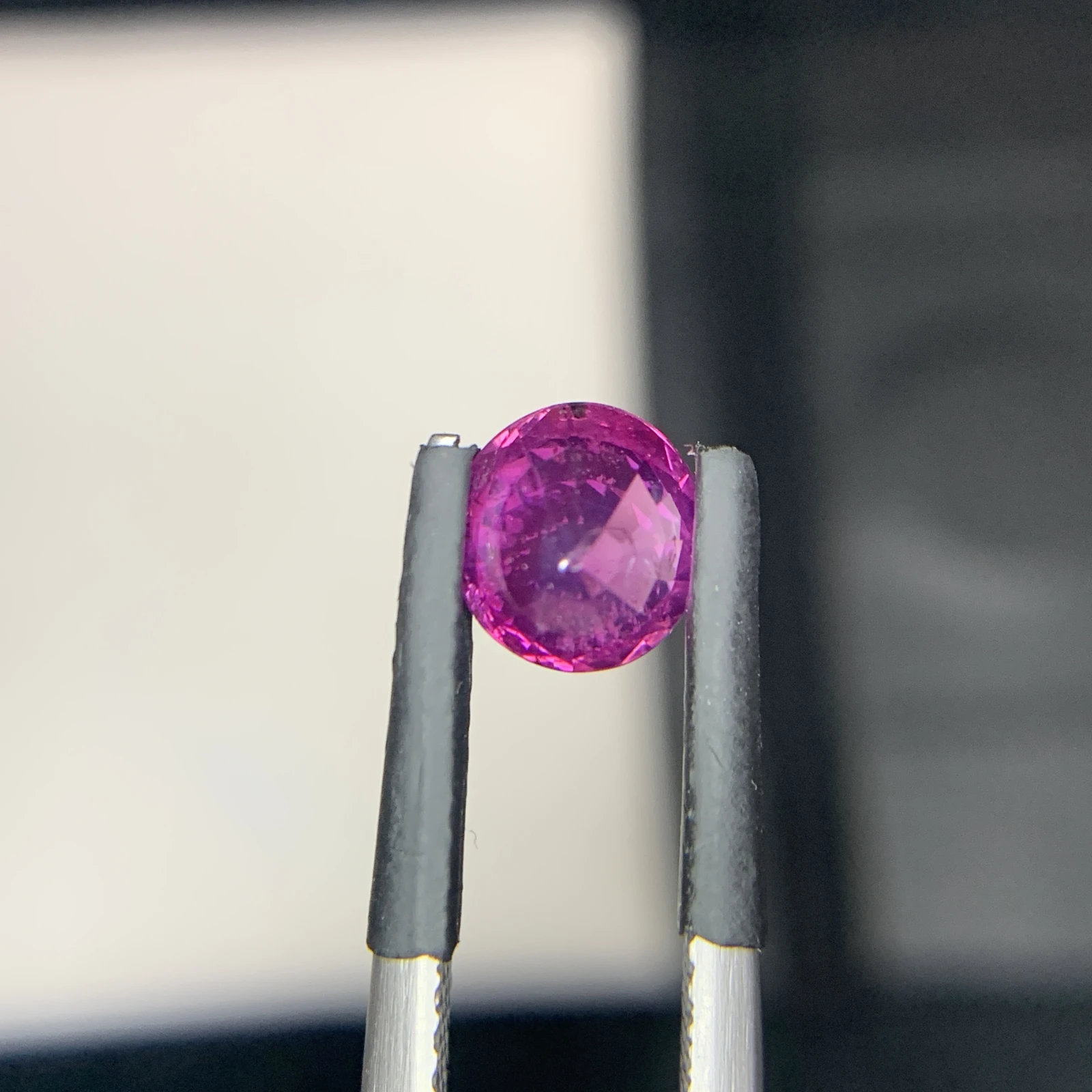 1.35 ct Natural Kashmir Pinkish Purple Sapphire Oval Shape Loose Gemstone from Pakistan