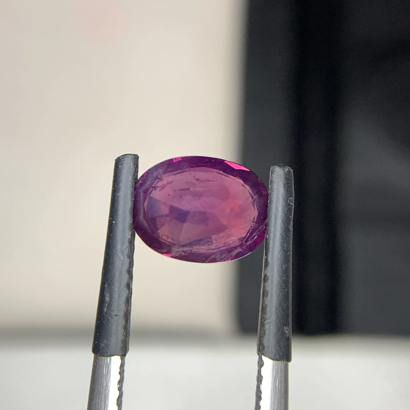 2.07 ct Natural Purplish Red Kashmir Ruby Oval Shape Loose Gemstone from Pakistan