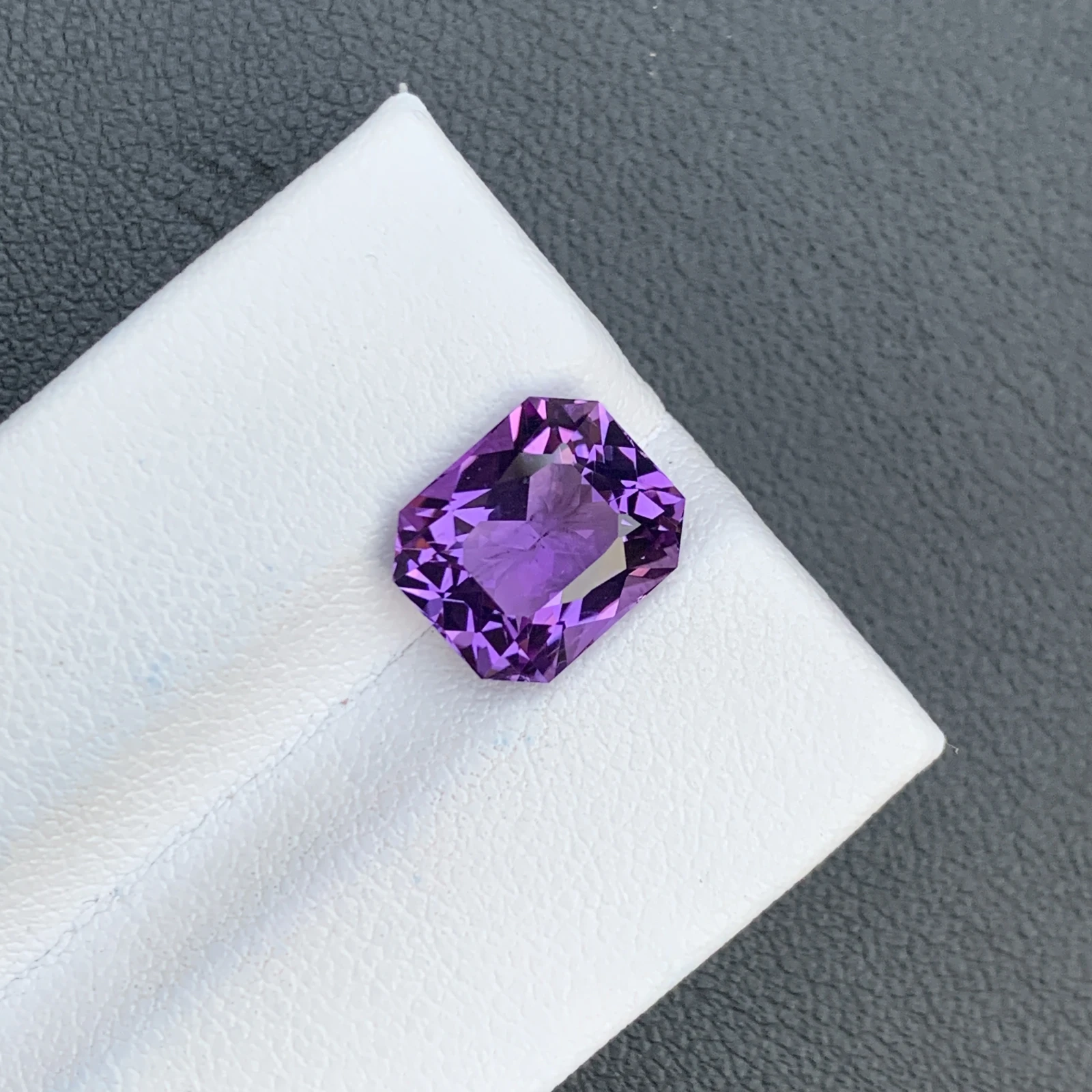 3.78 ct Natural Purple Amethyst Octagon Shape Loose Gemstone