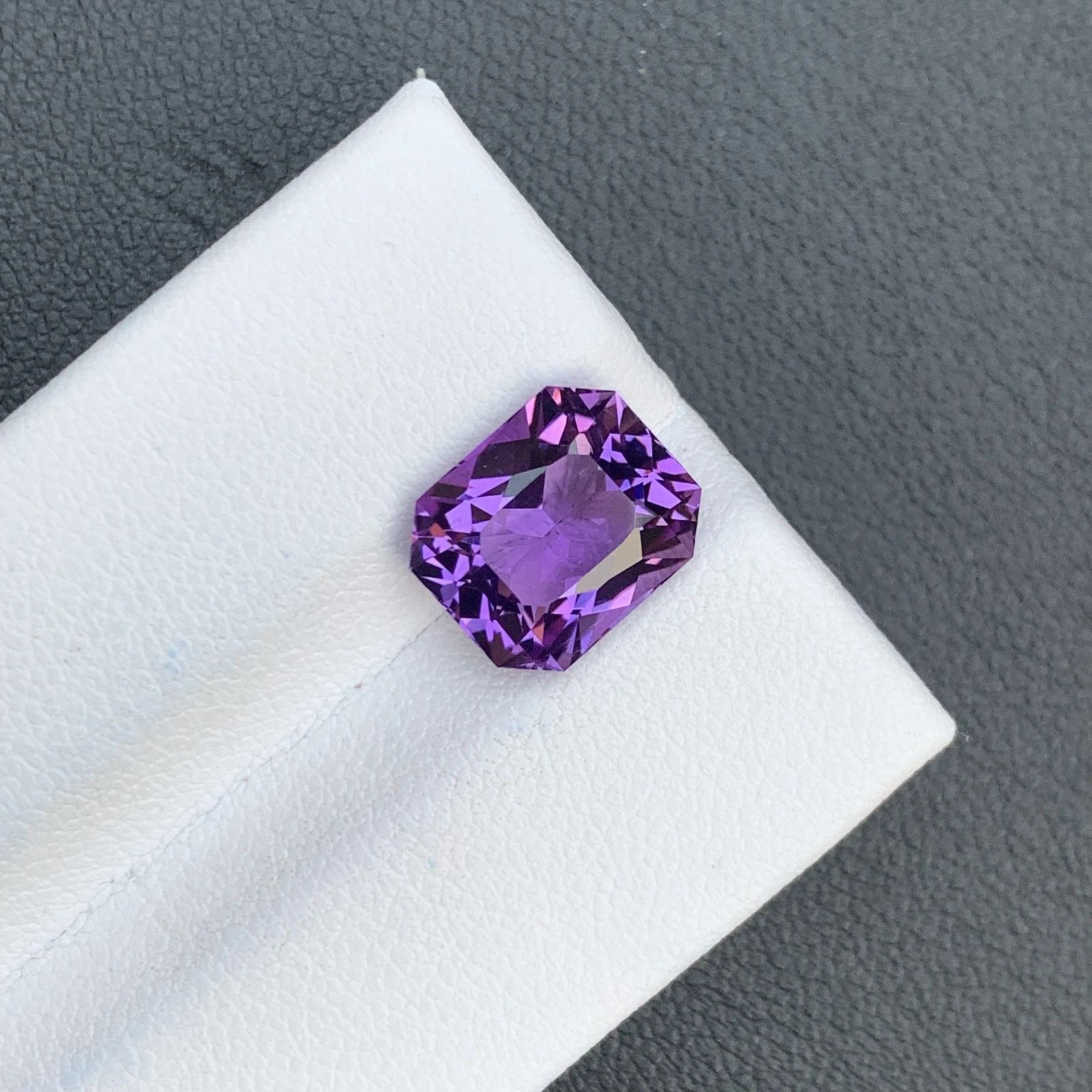 3.78 ct Natural Purple Amethyst Octagon Shape Loose Gemstone