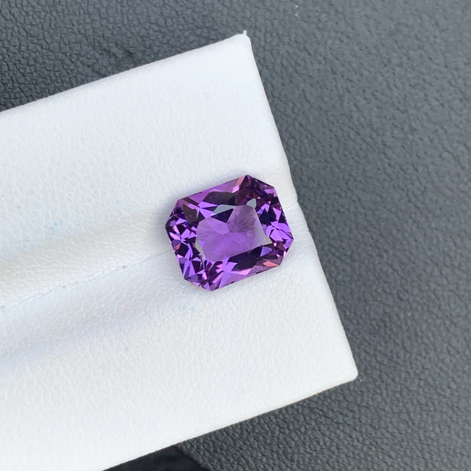 3.78 ct Natural Purple Amethyst Octagon Shape Loose Gemstone