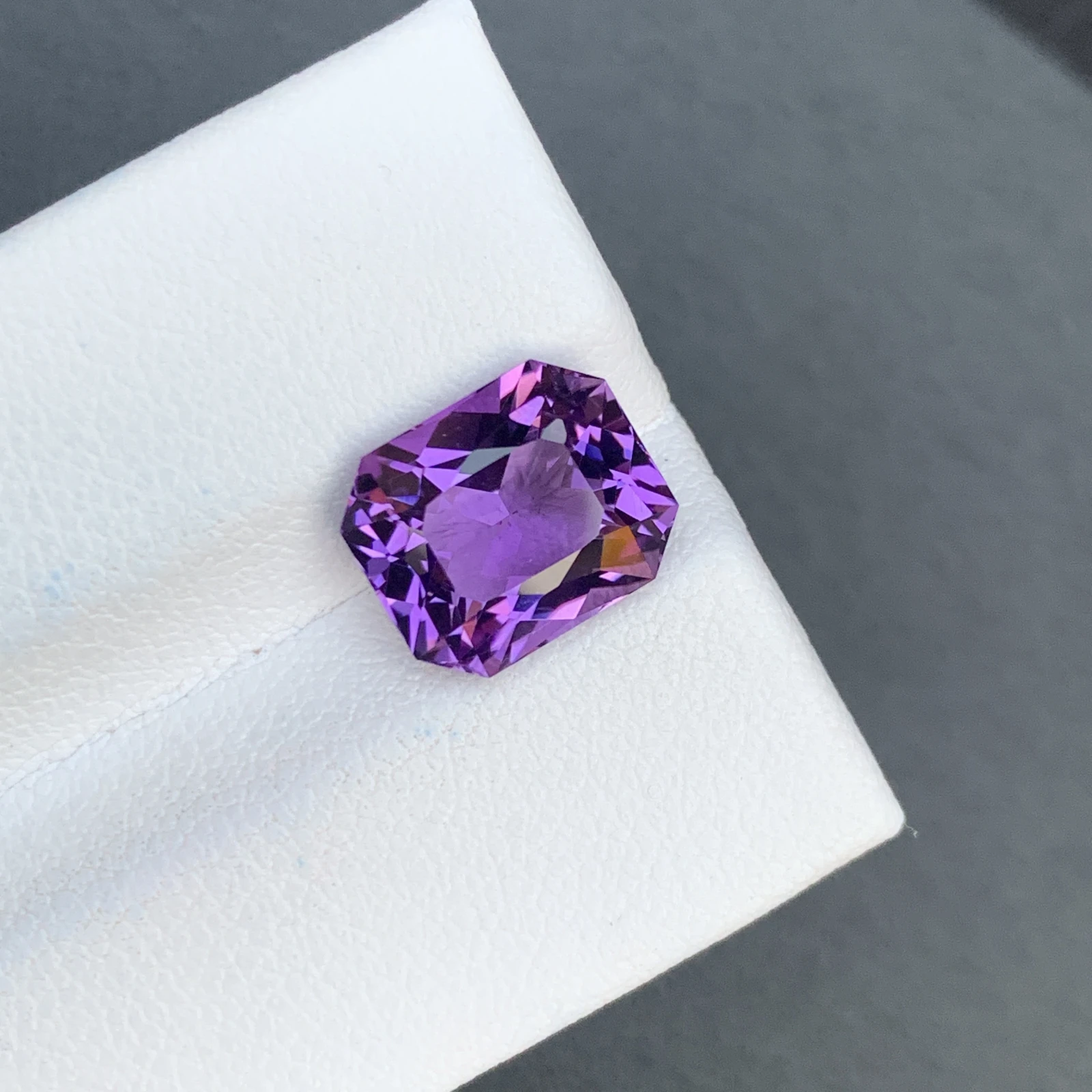 3.78 ct Natural Purple Amethyst Octagon Shape Loose Gemstone