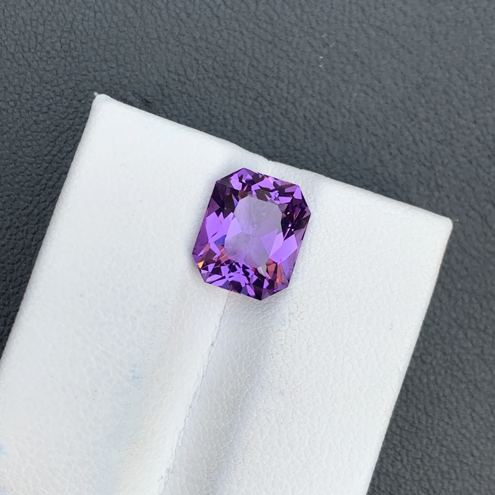 3.78 ct Natural Purple Amethyst Octagon Shape Loose Gemstone