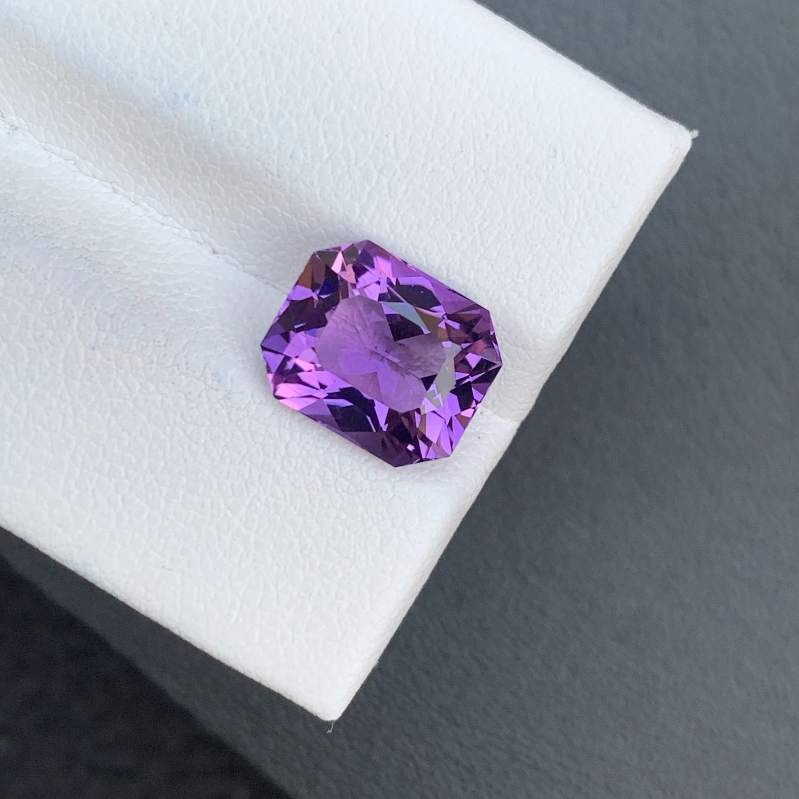 3.78 ct Natural Purple Amethyst Octagon Shape Loose Gemstone
