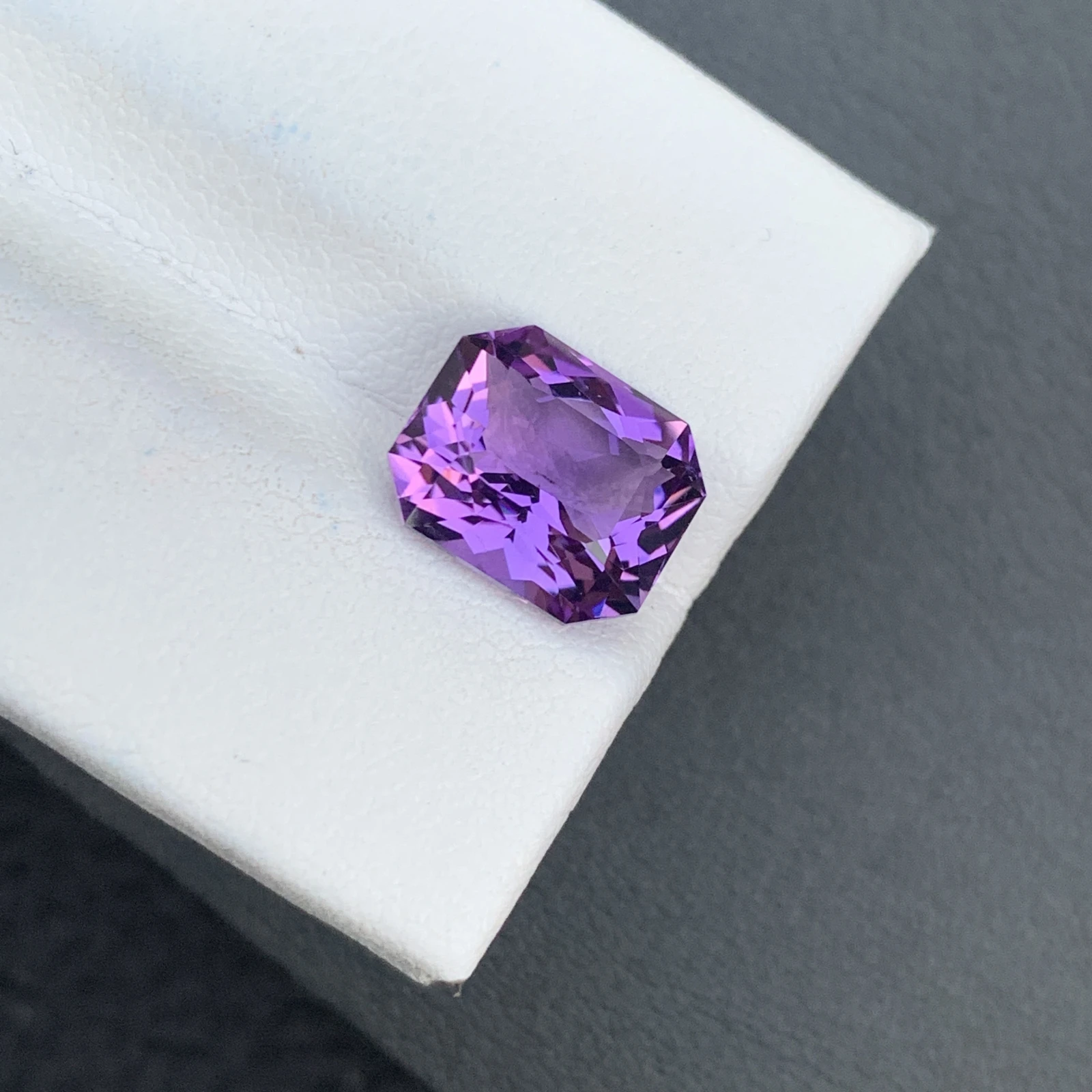 3.78 ct Natural Purple Amethyst Octagon Shape Loose Gemstone