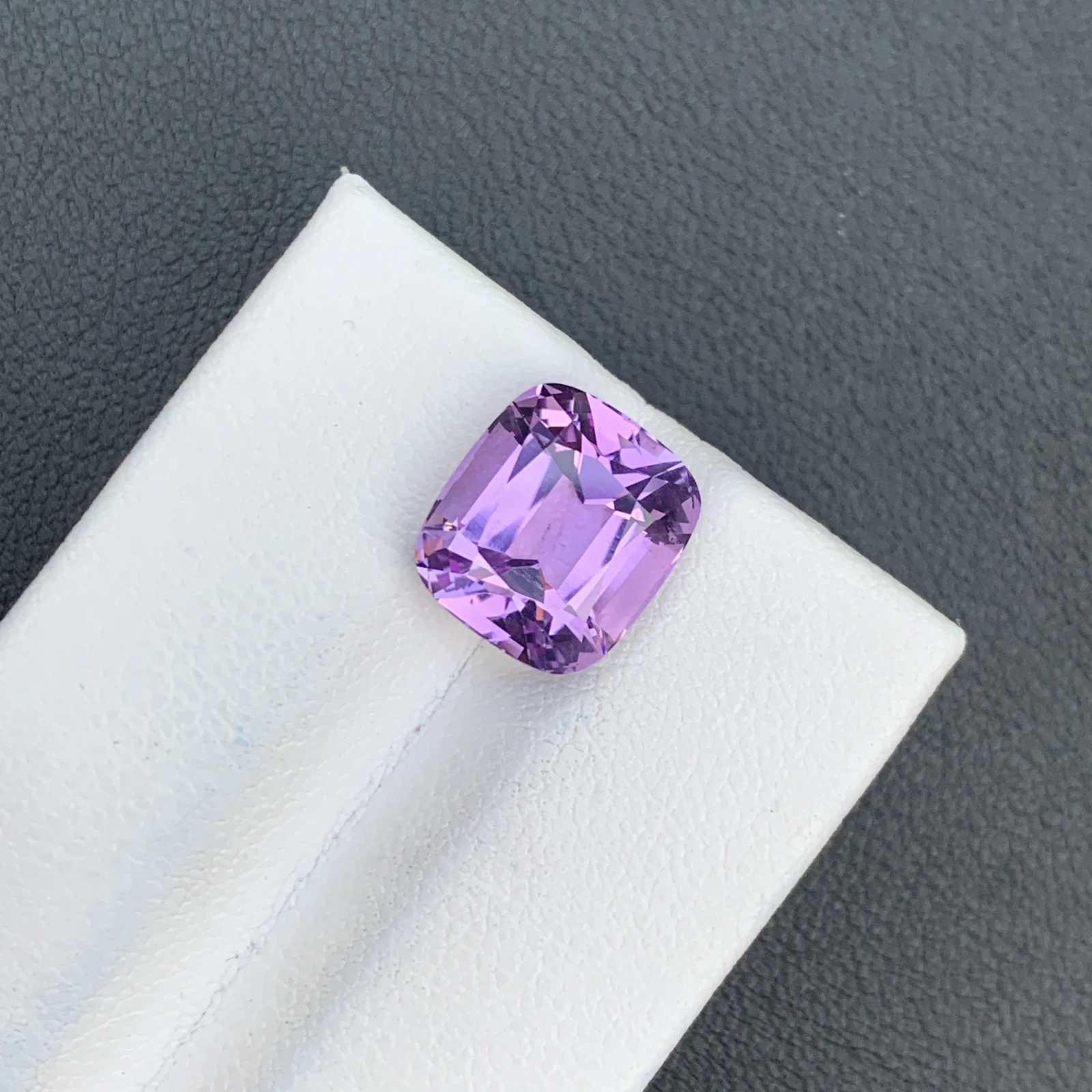 5.64 ct Natural Purple Amethyst Cushion Shape Loose Gemstone