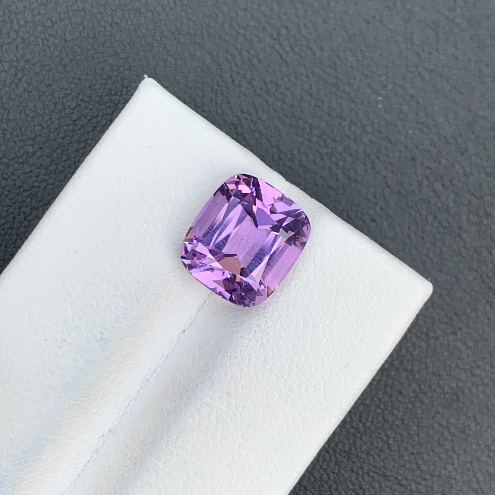 5.64 ct Natural Purple Amethyst Cushion Shape Loose Gemstone