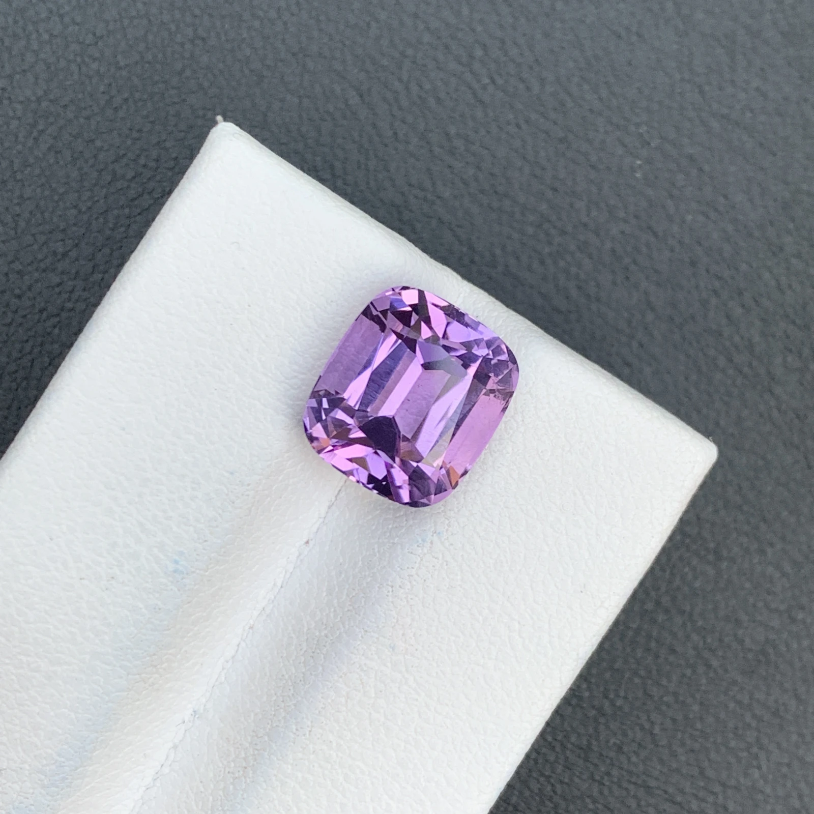 5.64 ct Natural Purple Amethyst Cushion Shape Loose Gemstone