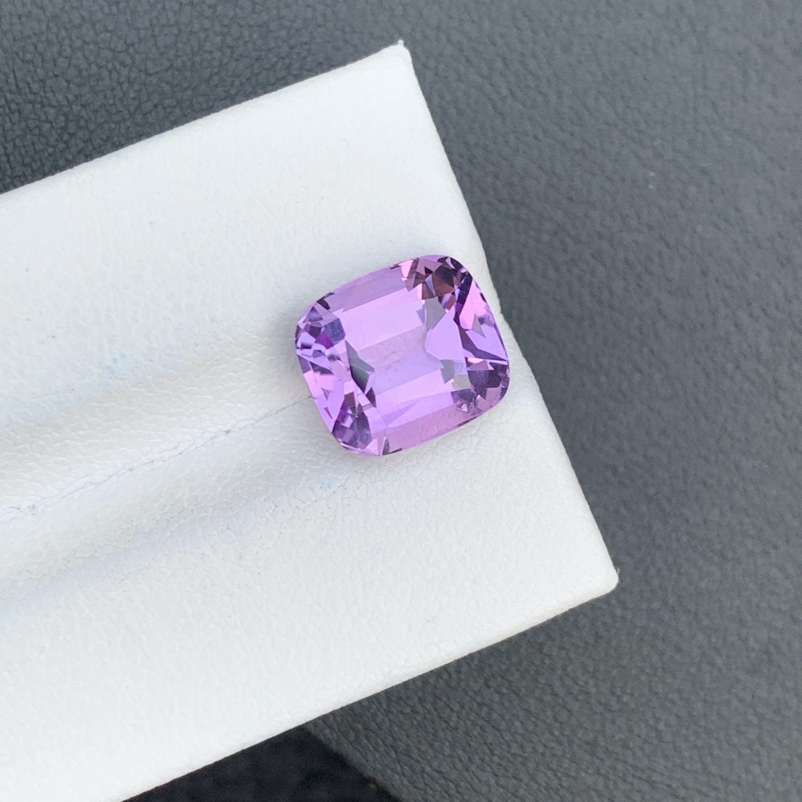 5.64 ct Natural Purple Amethyst Cushion Shape Loose Gemstone