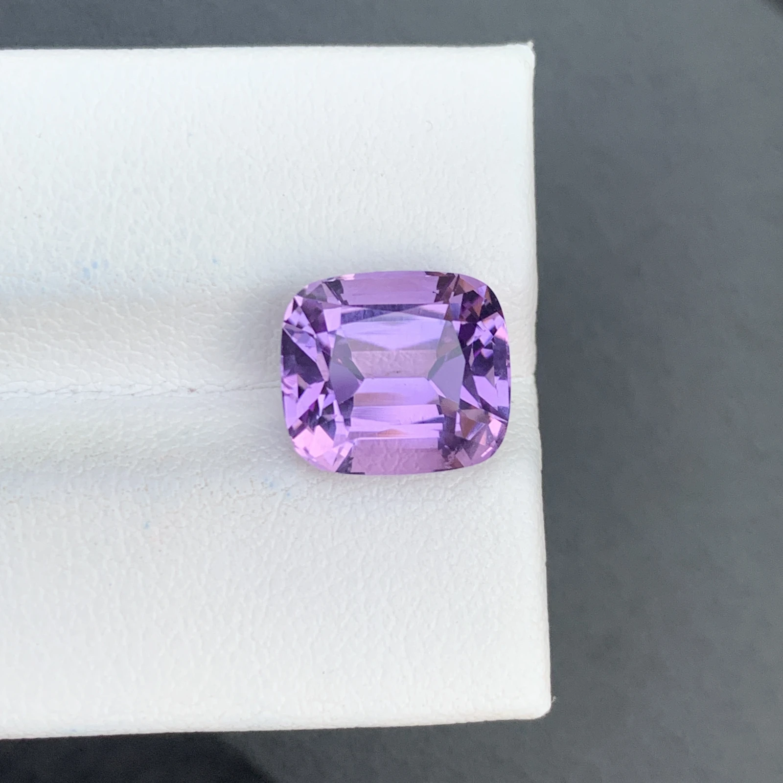 5.64 ct Natural Purple Amethyst Cushion Shape Loose Gemstone