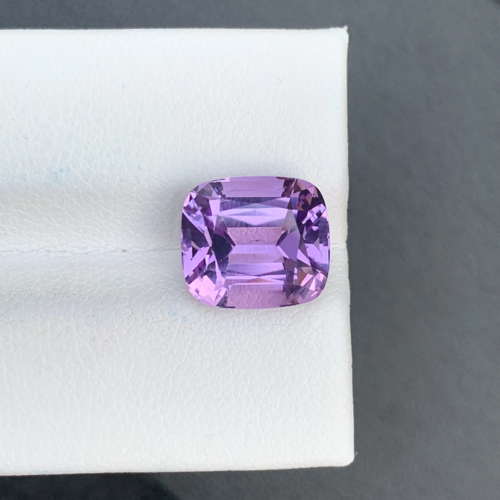 5.64 ct Natural Purple Amethyst Cushion Shape Loose Gemstone