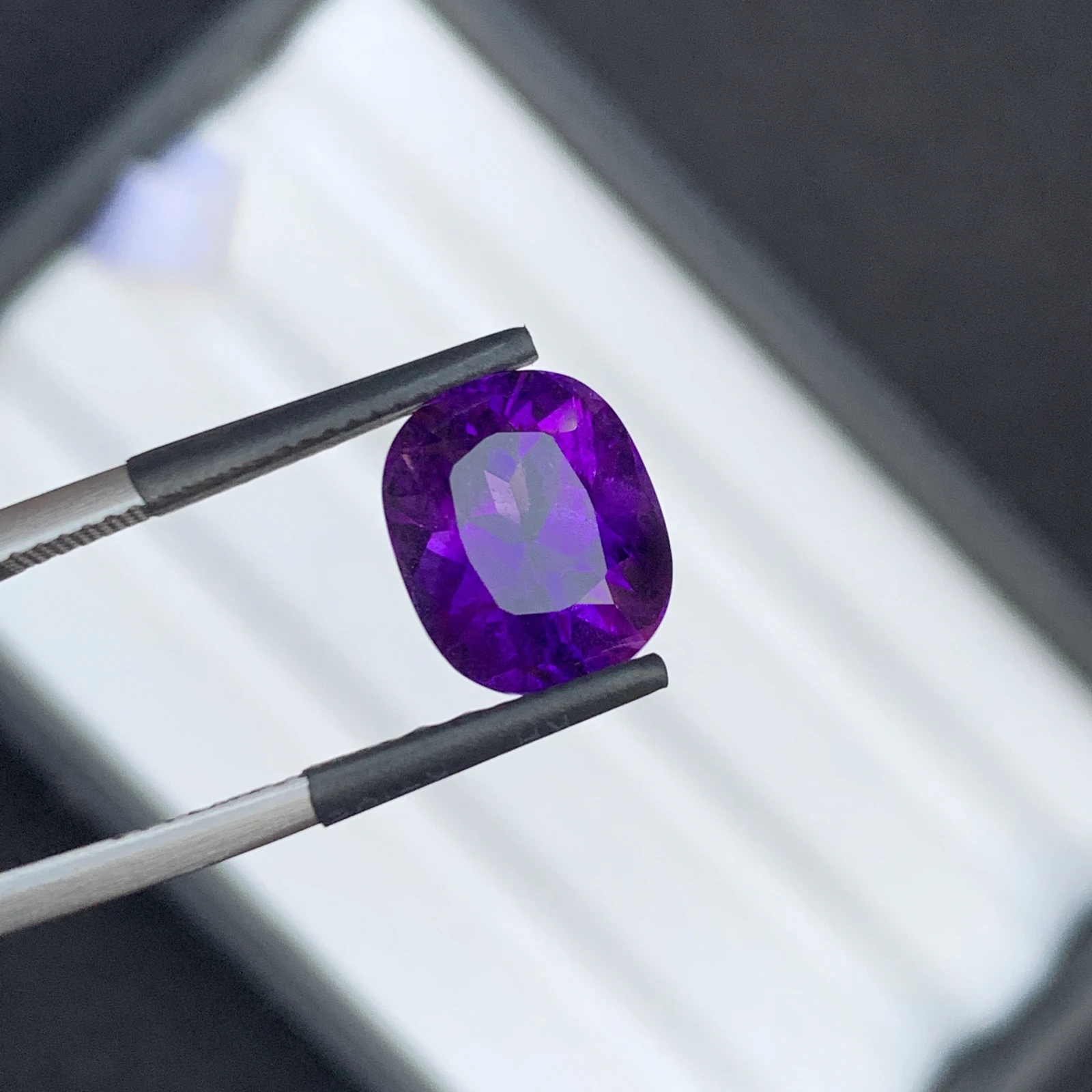 5.35 ct Natural Purple Amethyst Cushion Shape Loose Gemstone