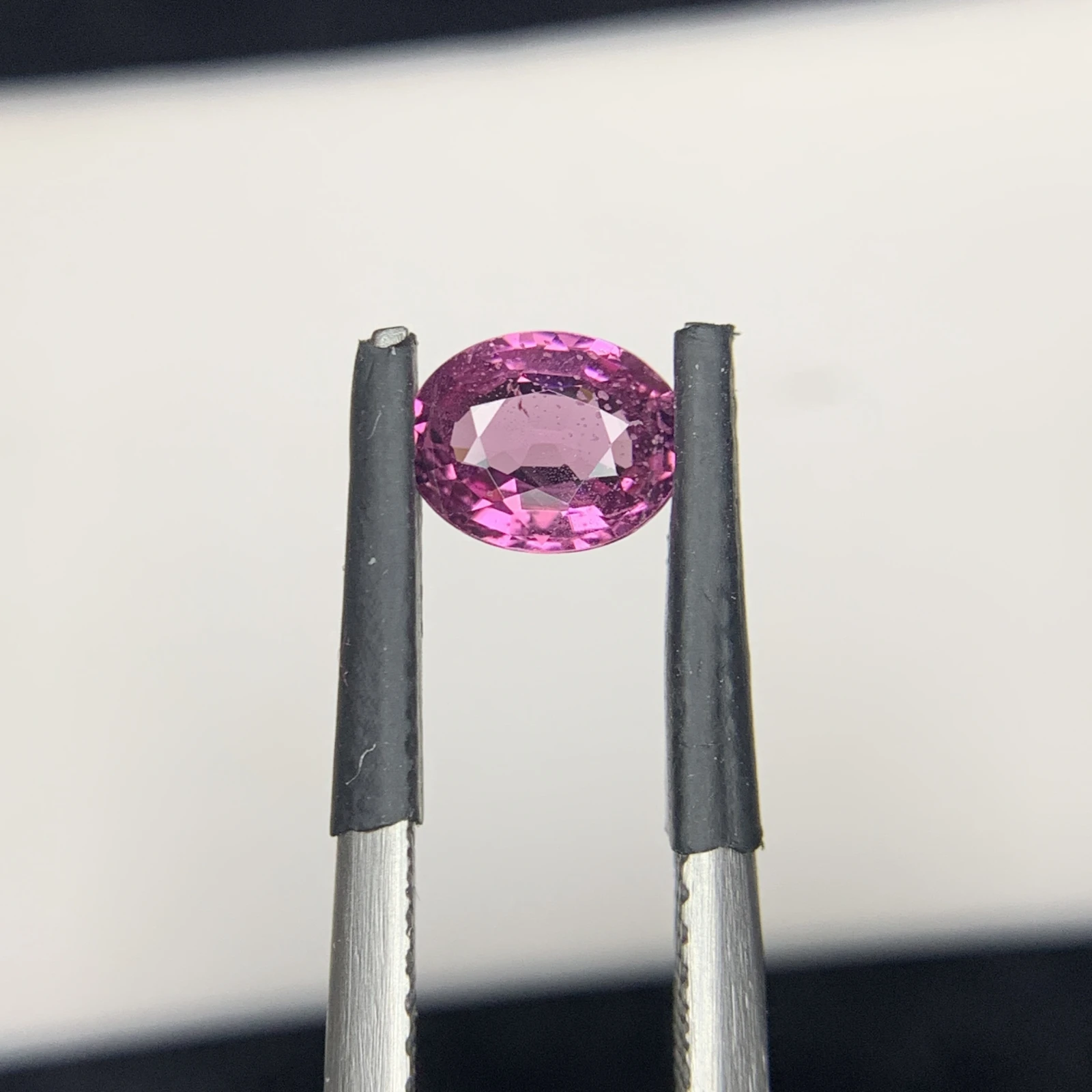 0.84 carat Natural Pink Kashmir Sapphire Oval Shape Loose Gemstone from Pakistan