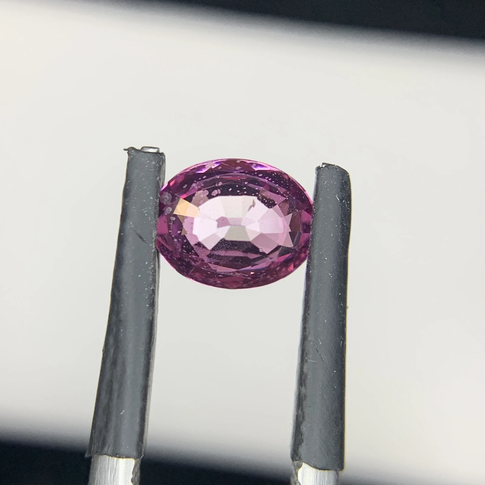 0.84 carat Natural Pink Kashmir Sapphire Oval Shape Loose Gemstone from Pakistan