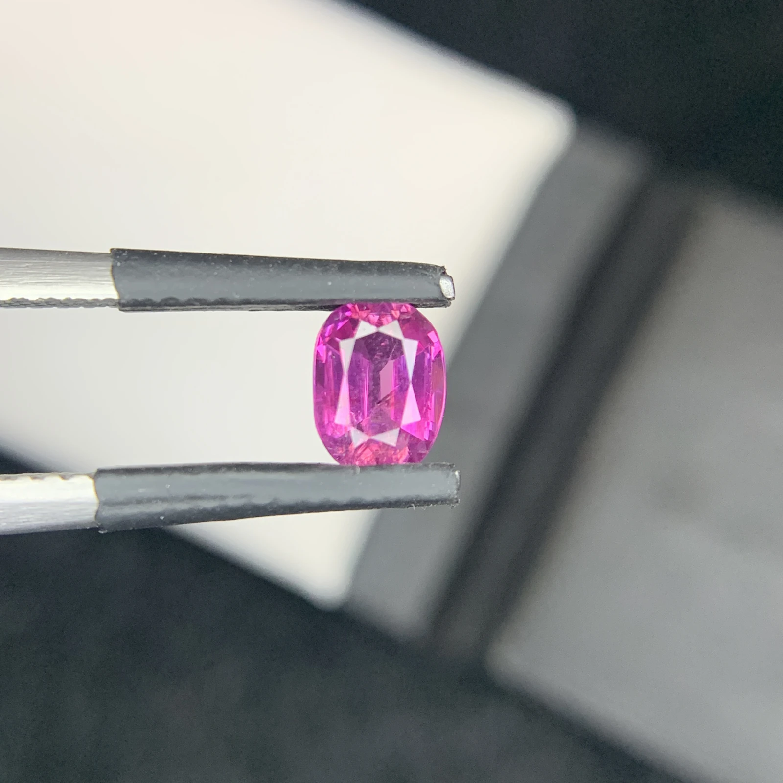 0.76 carat Natural Pink Kashmir Sapphire Cushion Shape Loose Gemstone from Pakistan