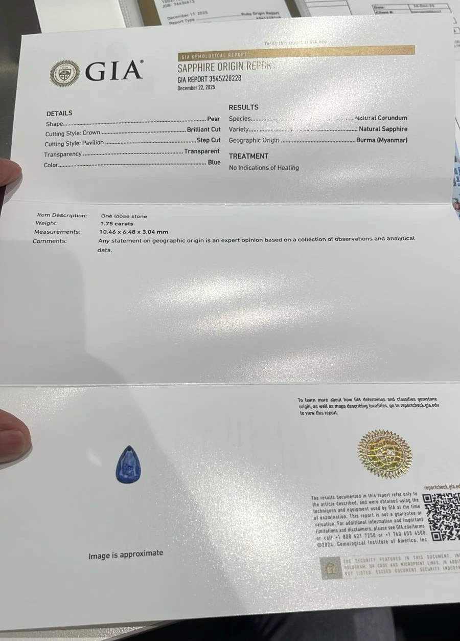 GIA Certified 1.75 Carat Natural Kashmir Blue Sapphire Pear Shape Loose Gemstone from Pakistan