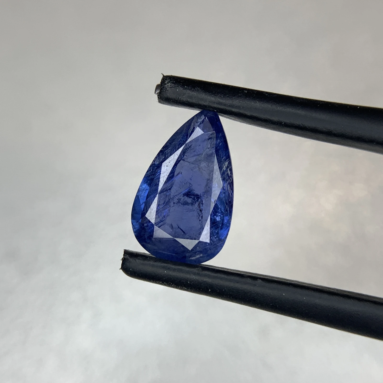 GIA Certified 1.75 Carat Natural Kashmir Blue Sapphire Pear Shape Loose Gemstone from Pakistan
