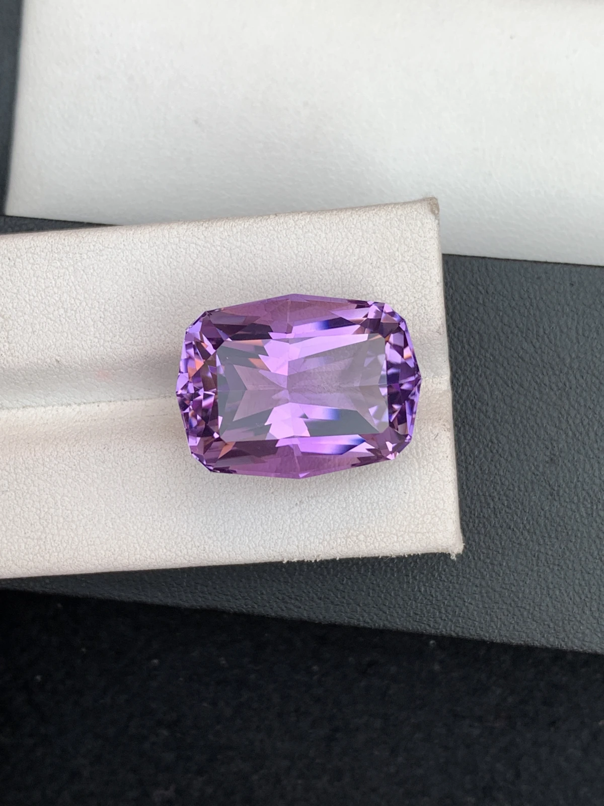 ICA GemLab Certified Natural 30.37 ct Natural Purple Amethyst Fancy Shape Loose Gemstone