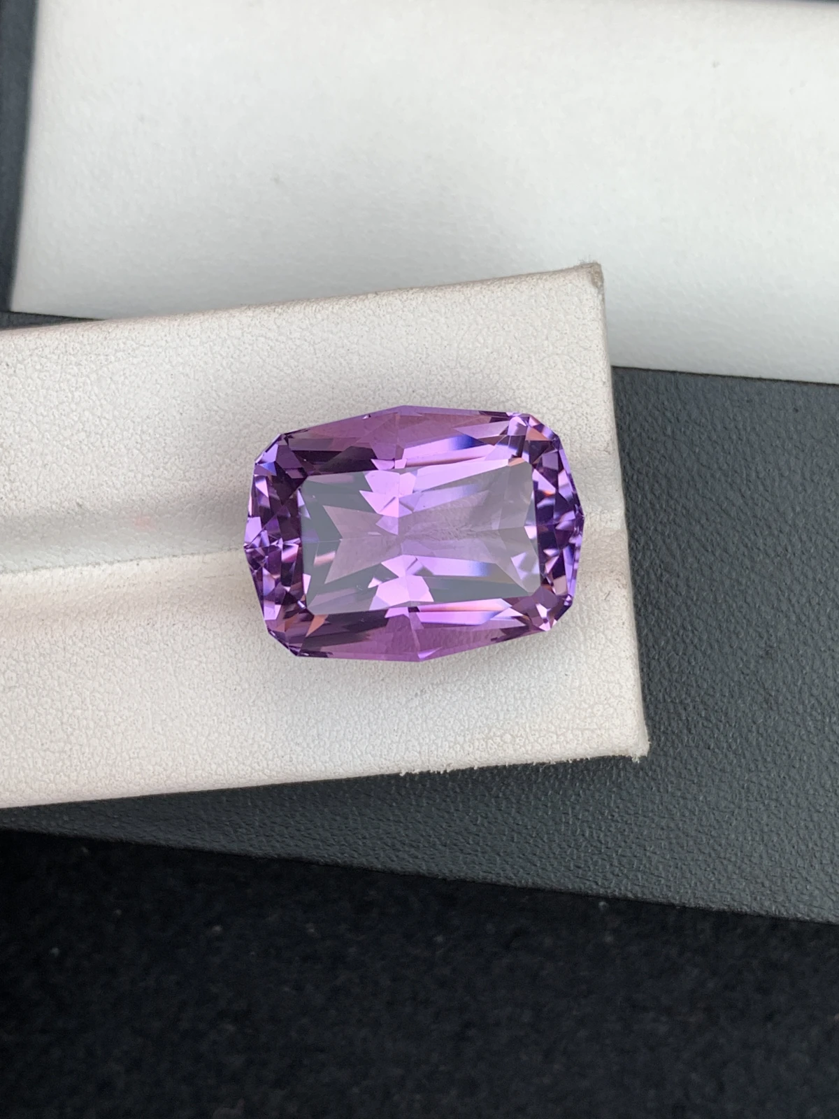 ICA GemLab Certified Natural 30.37 ct Natural Purple Amethyst Fancy Shape Loose Gemstone