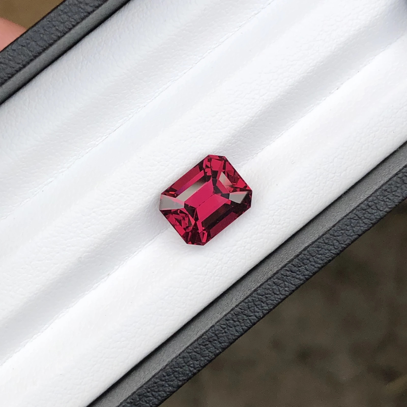 5.40 ct Natural Rhodolite Garnet Octagon Shape Loose Gemstone