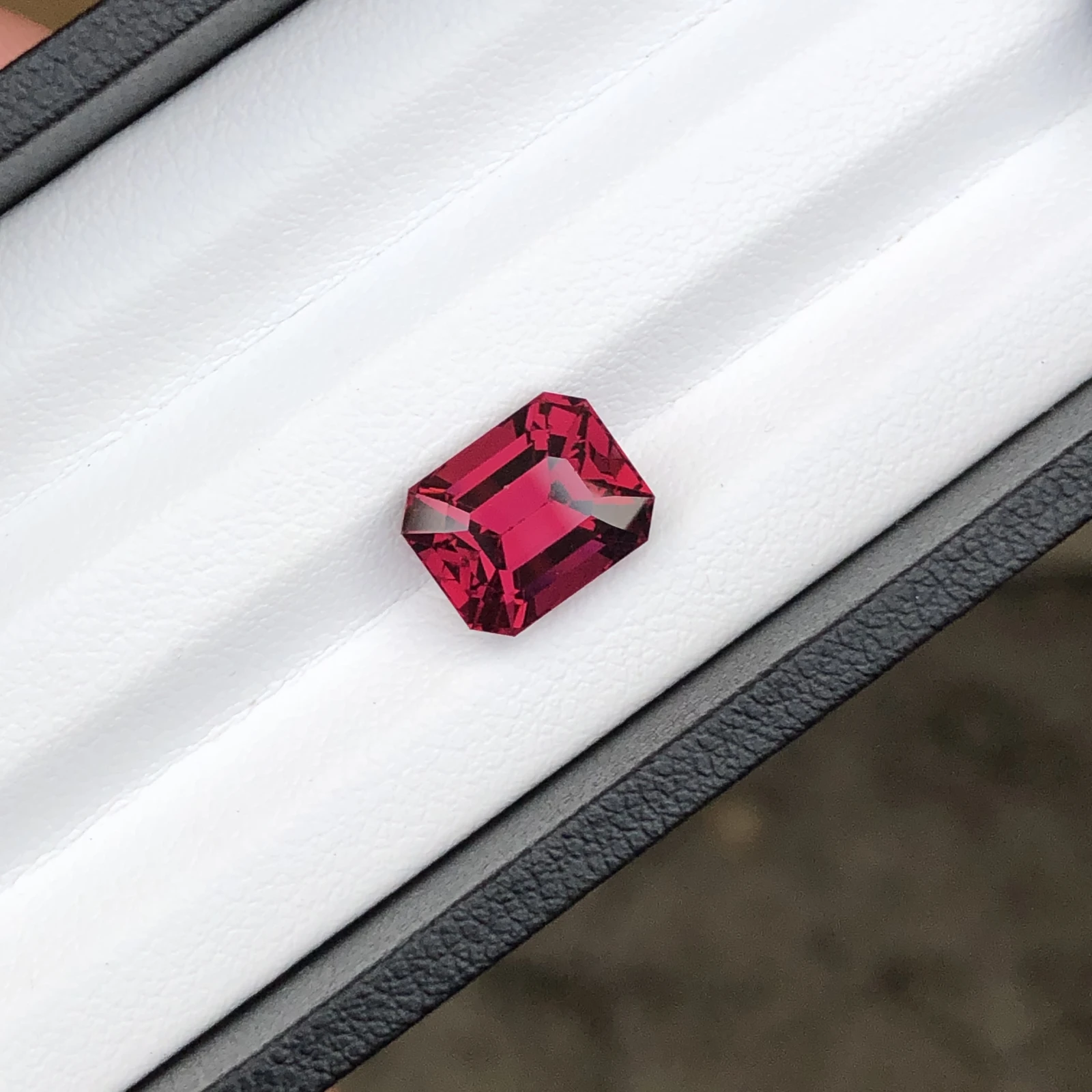 5.40 ct Natural Rhodolite Garnet Octagon Shape Loose Gemstone