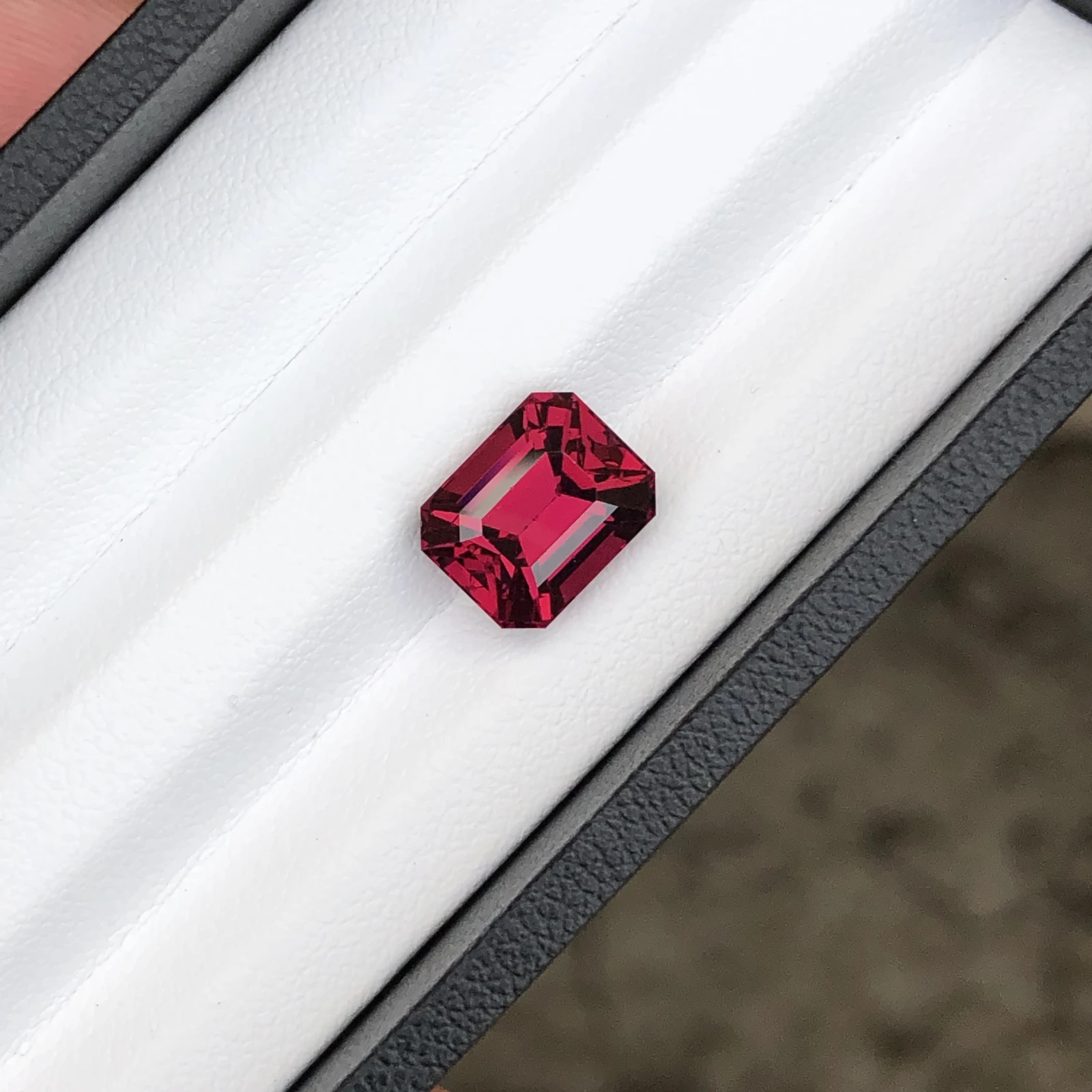 5.40 ct Natural Rhodolite Garnet Octagon Shape Loose Gemstone