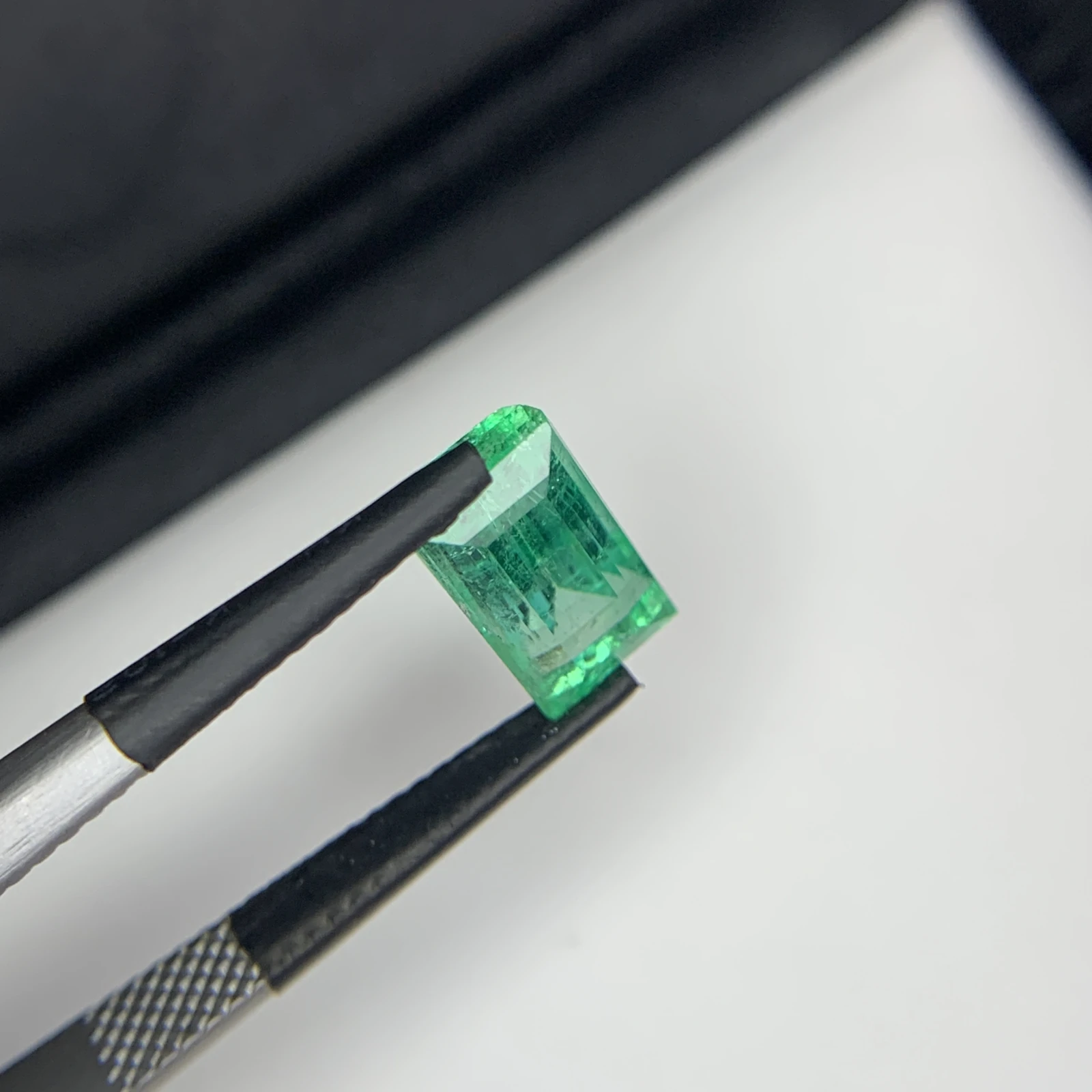 Natural Green Emerald 2.43 Carat Faceted Rectangular Cut Loose Gemstone