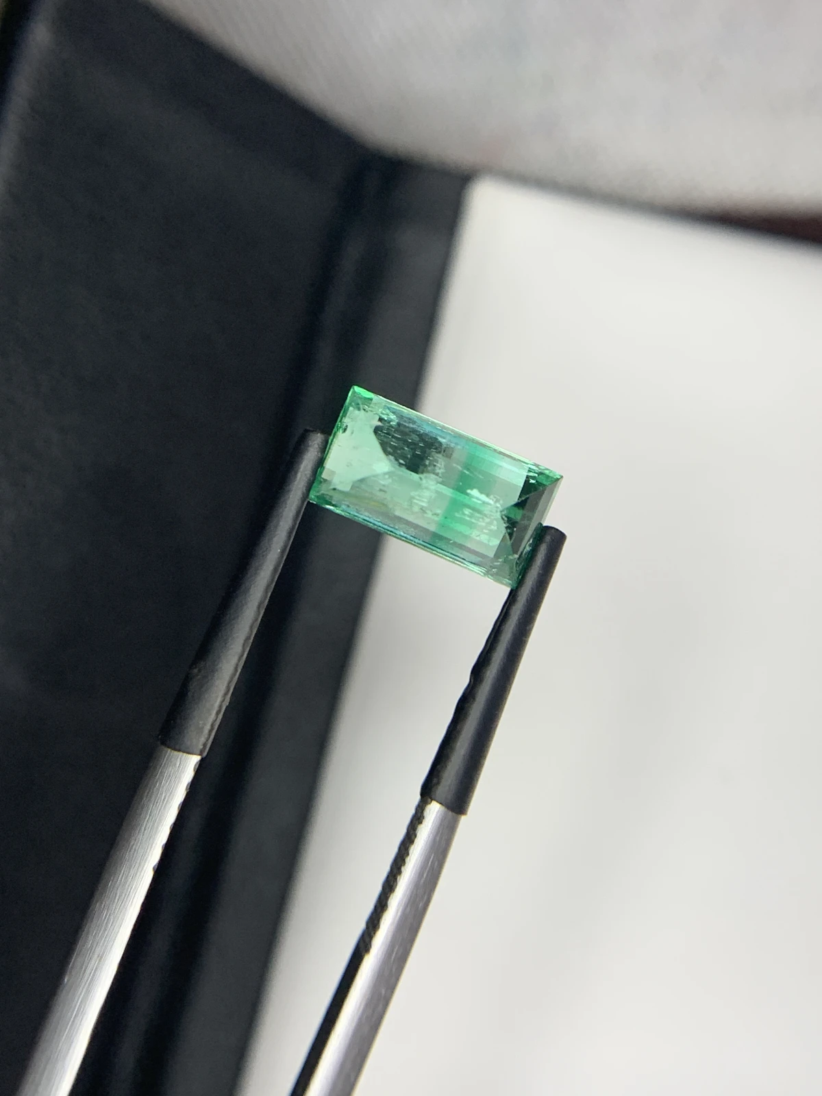 Natural Green Emerald 2.43 Carat Faceted Rectangular Cut Loose Gemstone