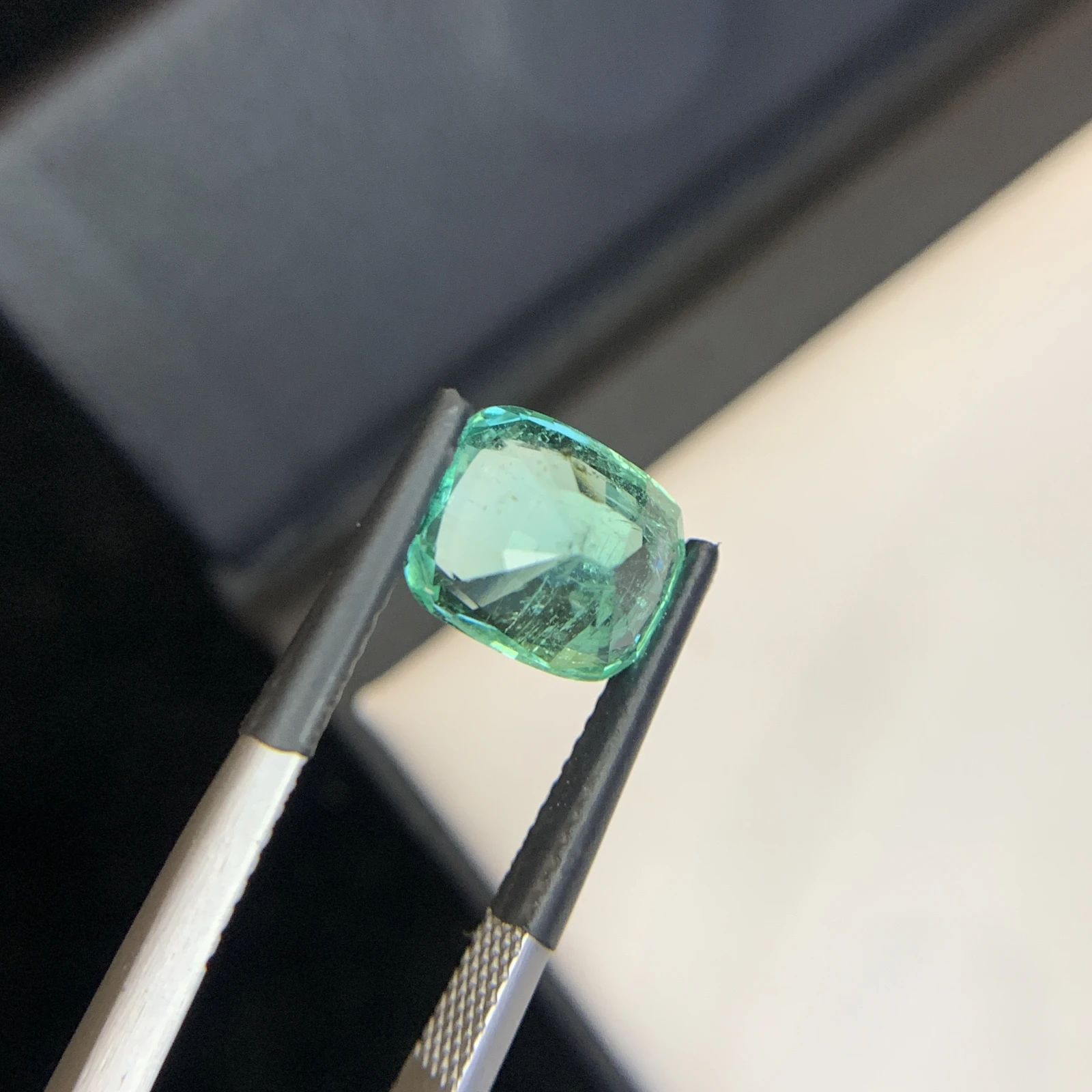 IGI Certified 3.14 ct Natural Panjshir Emerald Cushion Shape Loose Gemstone from Afghanistan